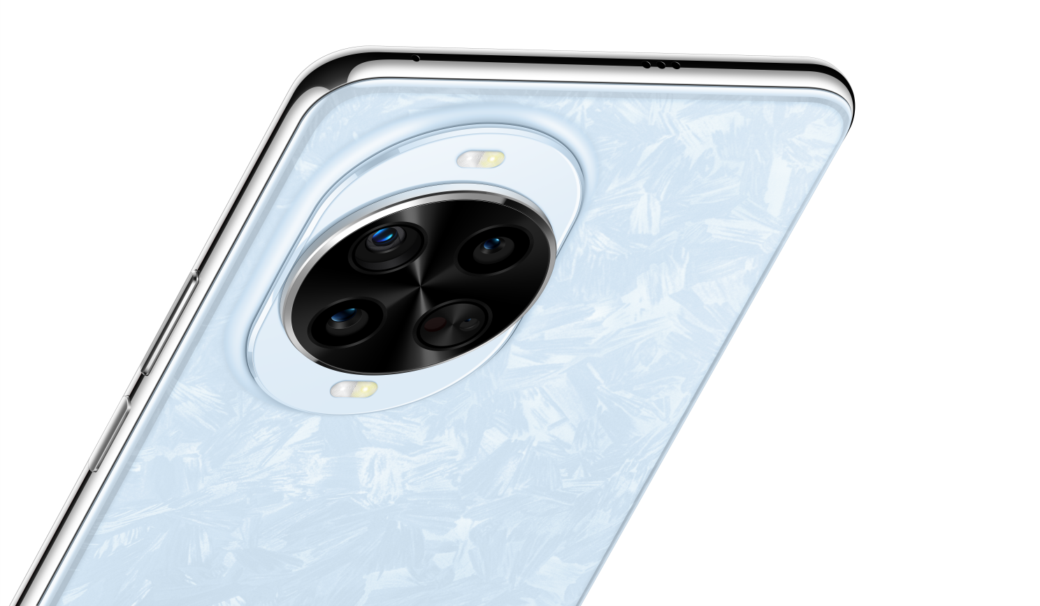 Tył jasnoniebieskiego smartfona z czterema aparatami i wzorem lodu.