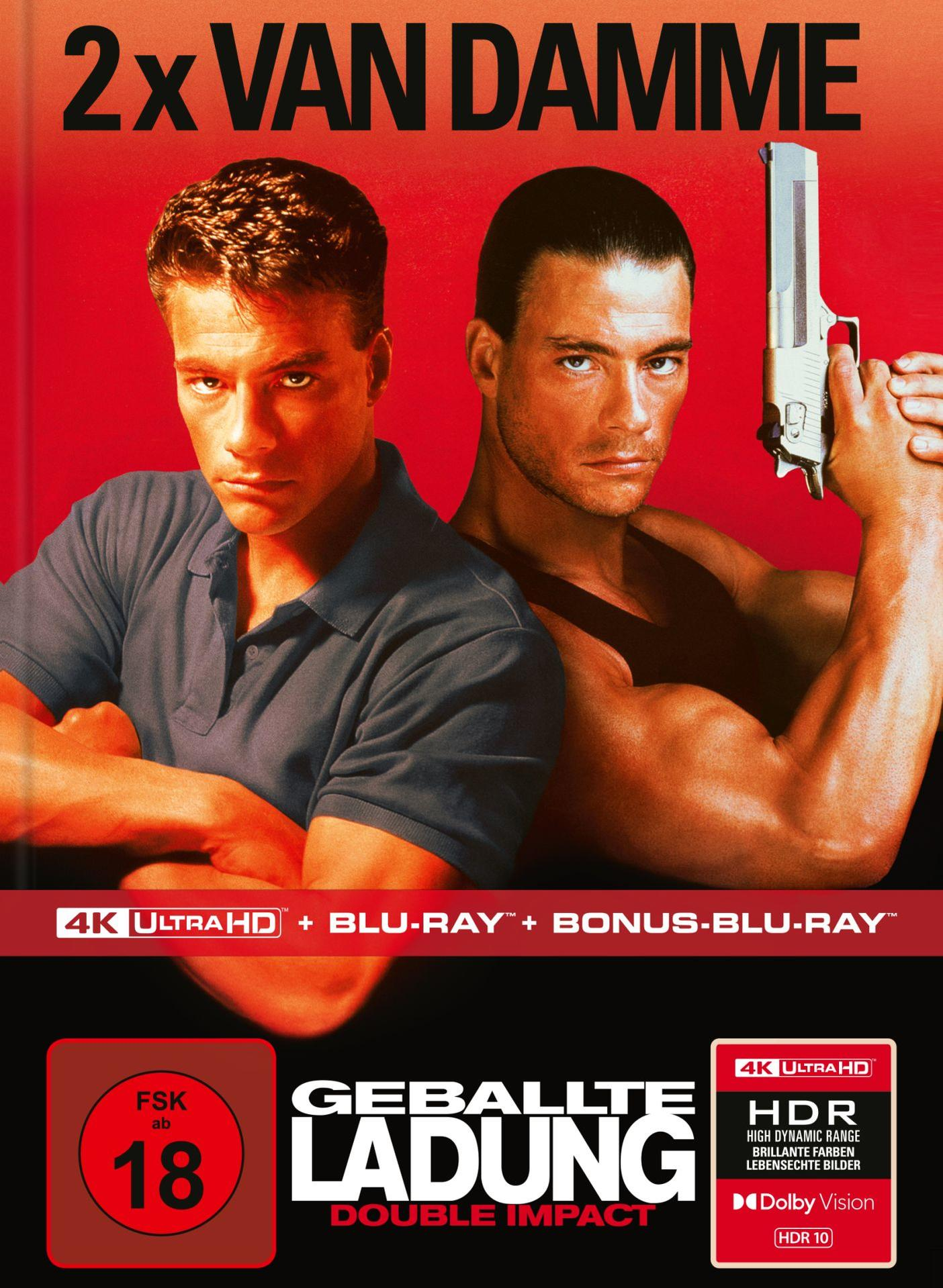Zwei Jean-Claude Van Damme-Figuren, eine mit Waffe, vor rotem Hintergrund.