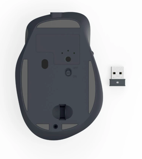 Spód ciemnej myszy z donglem USB obok.