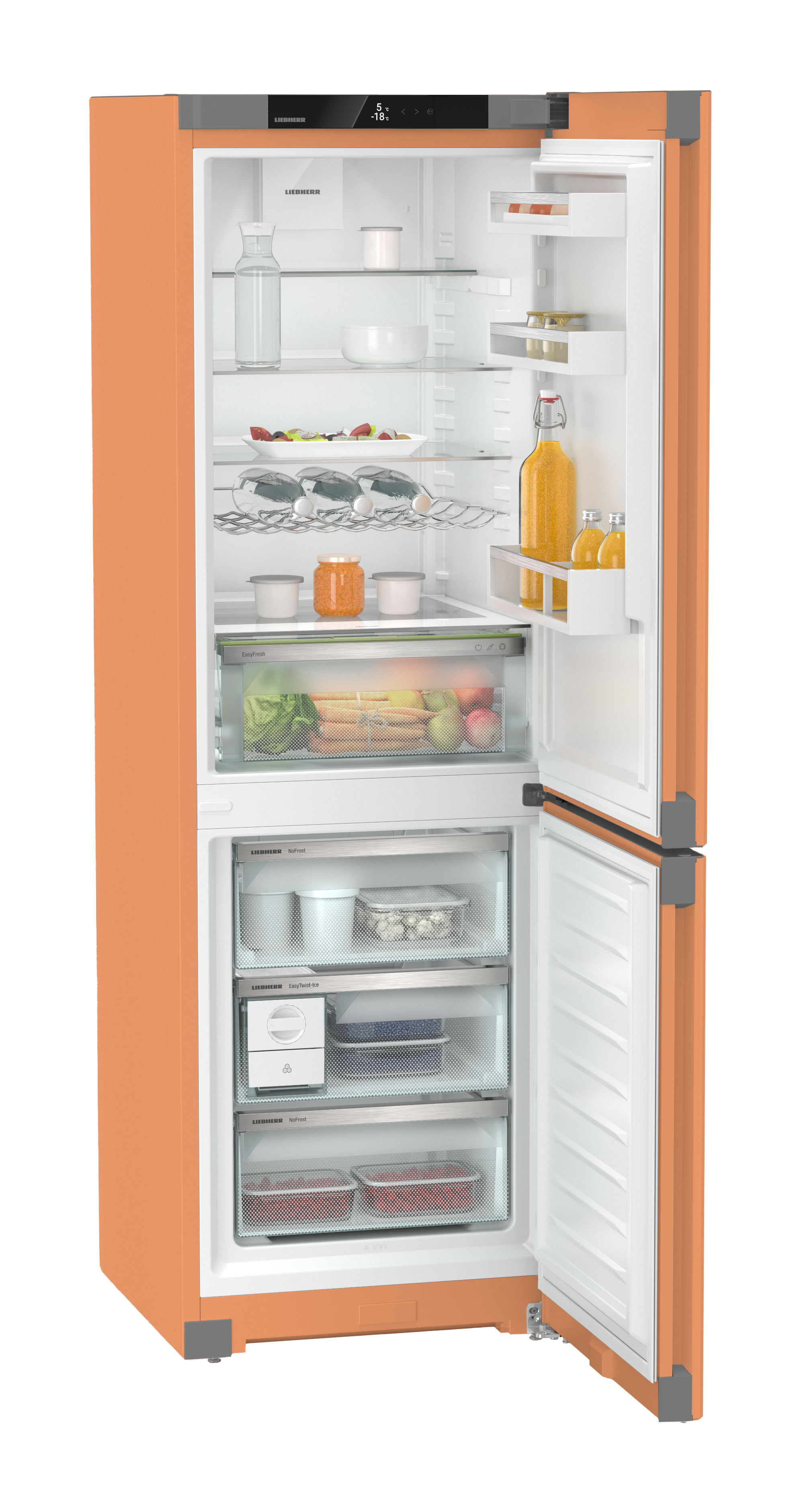 Ein orangefarbener Kühlschrank mit geöffneter Tür, gefüllt mit Lebensmitteln.