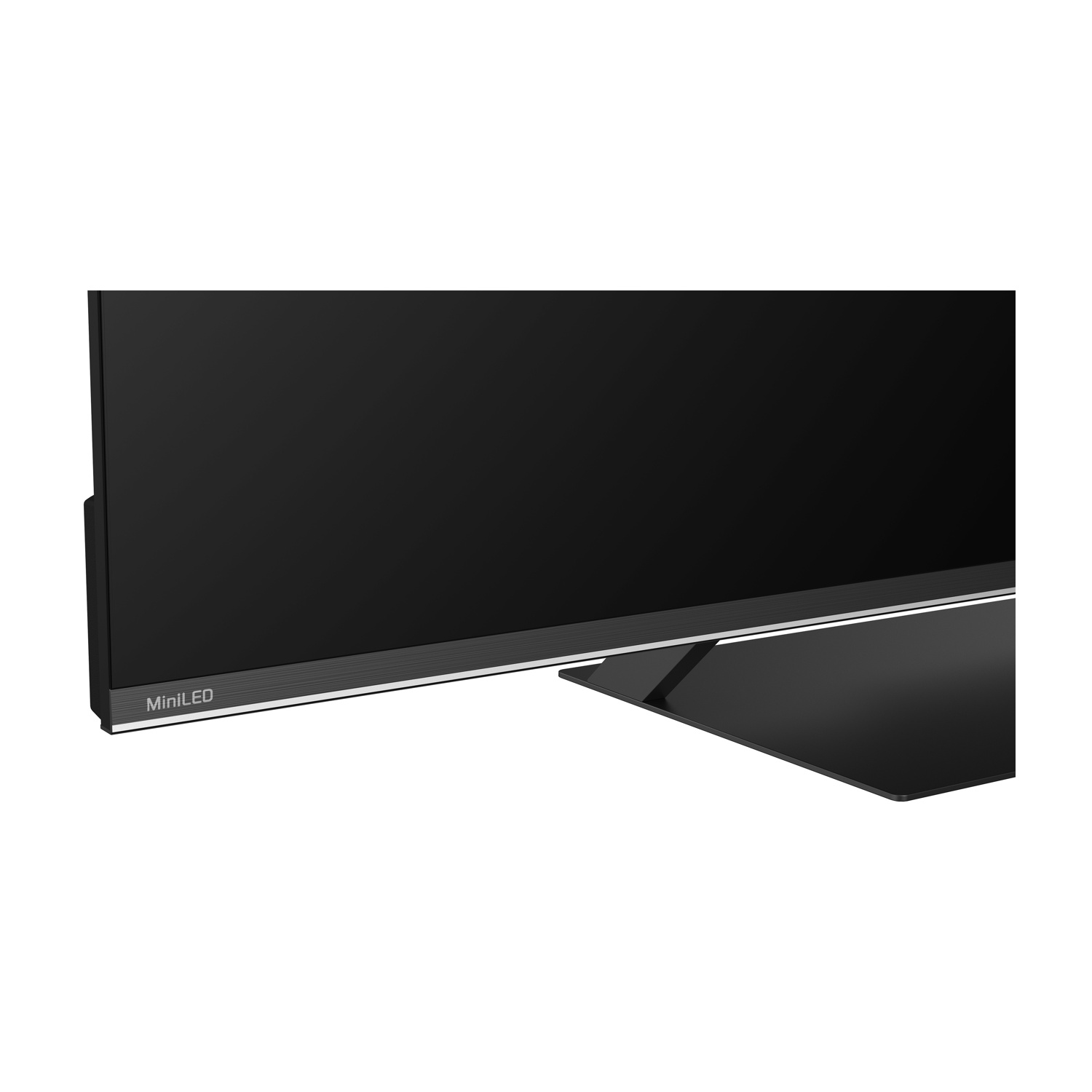Primo piano di un televisore nero con cornice argentata e scritta 'MiniLED'.