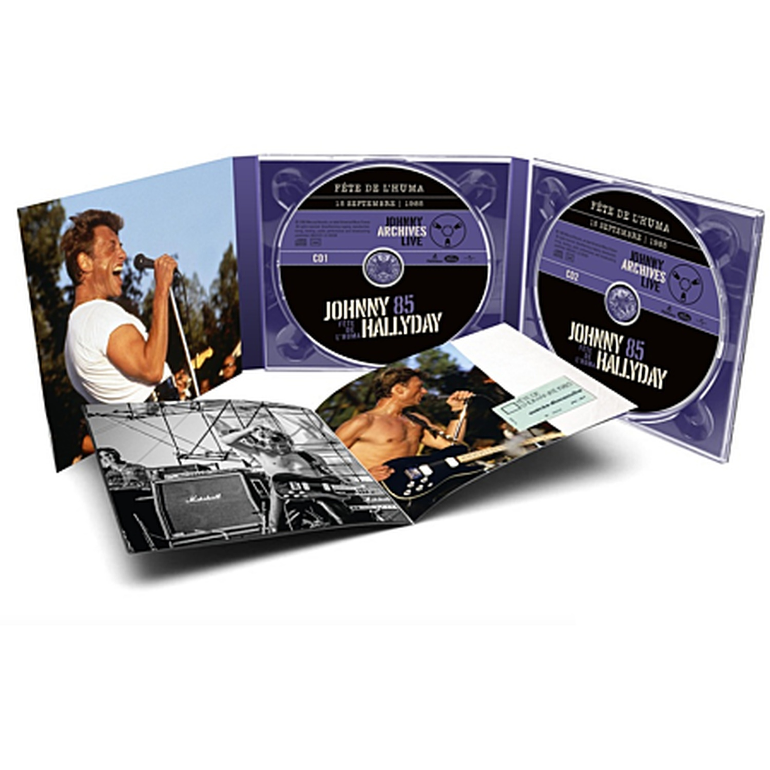 Johnny Hallyday live album met twee cd's. Zanger treedt op, close-up van cd's.