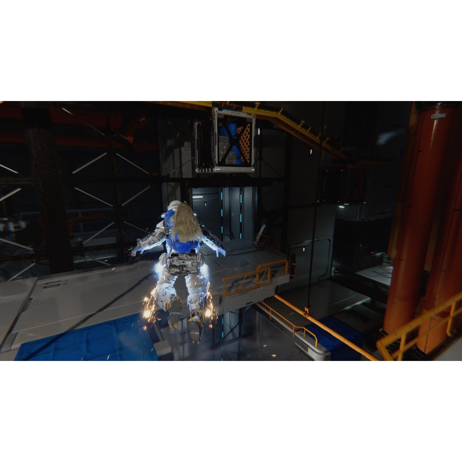 Een figuur in een wit pak vliegt met jetpacks in een fabriek.