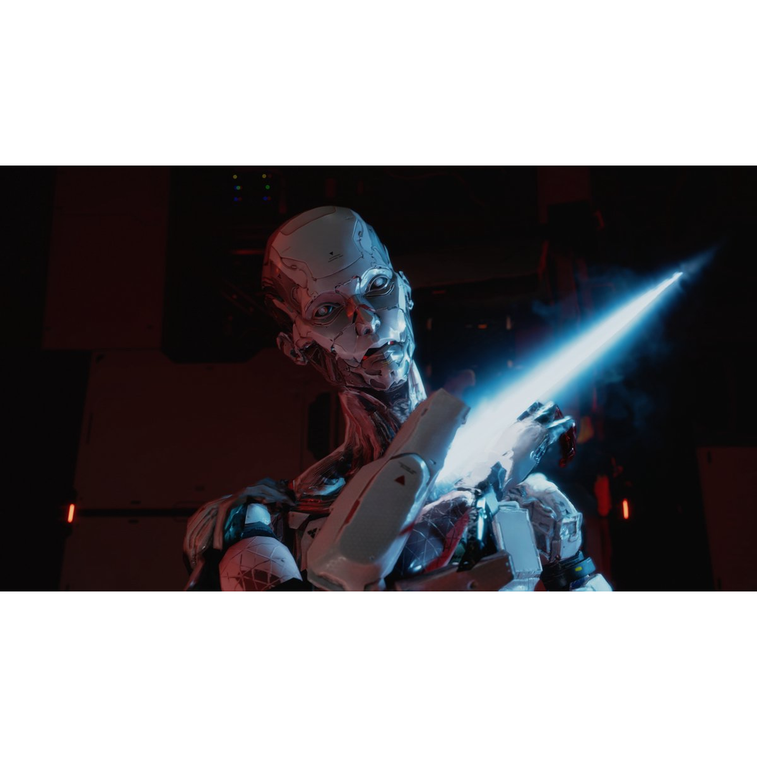 Een cyborg man houdt een gloeiend blauw zwaard vast, rode verlichting.