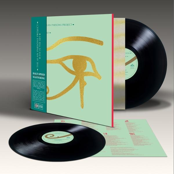 Schallplatte mit dem Auge des Horus auf dem Cover, "Eye in the Sky".