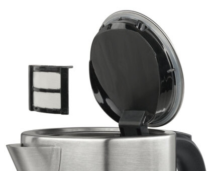 Czajnik ze stali nierdzewnej z otwartą pokrywą i wyjętym filtrem.