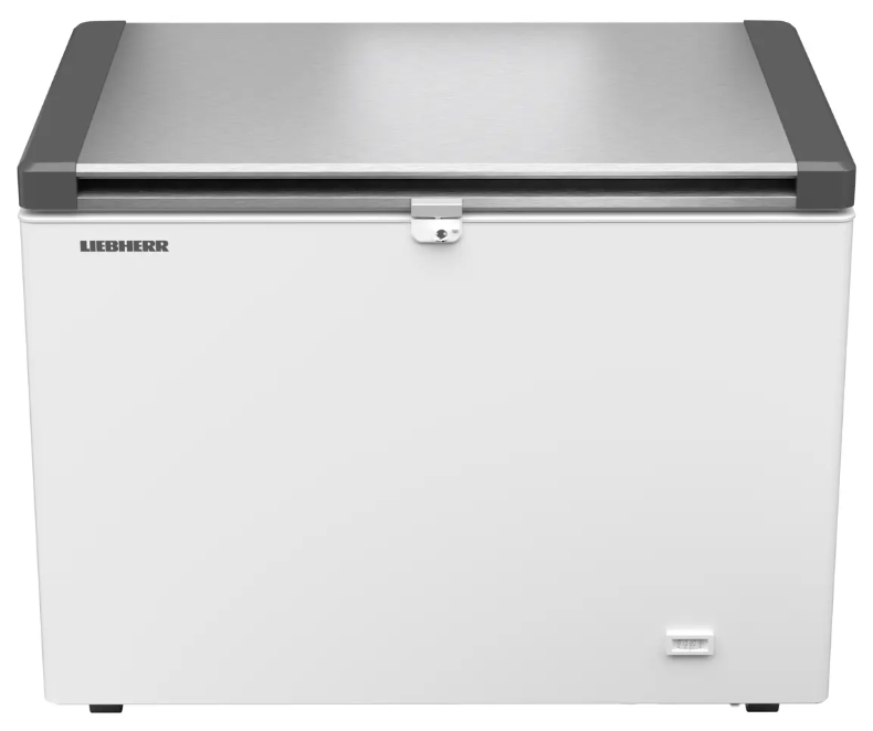 Ein weißer Liebherr-Truhengefrierschrank mit silbernem Deckel und grauen Griffen.