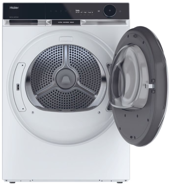 Eine weiße Haier-Waschmaschine mit offener Tür und sichtbarer Trommel.