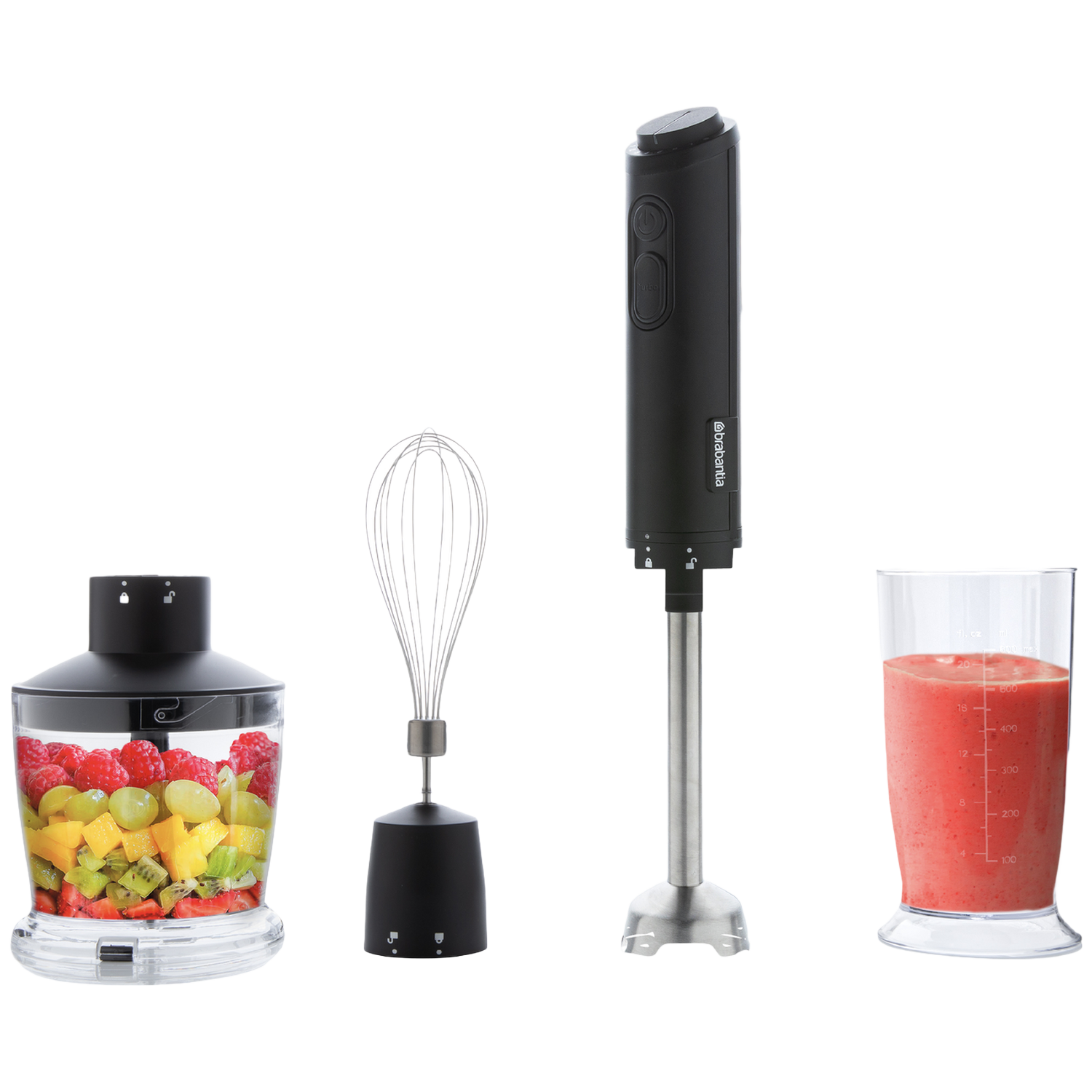 Een staafmixer met accessoires: hakker, garde en maatbeker met smoothie.