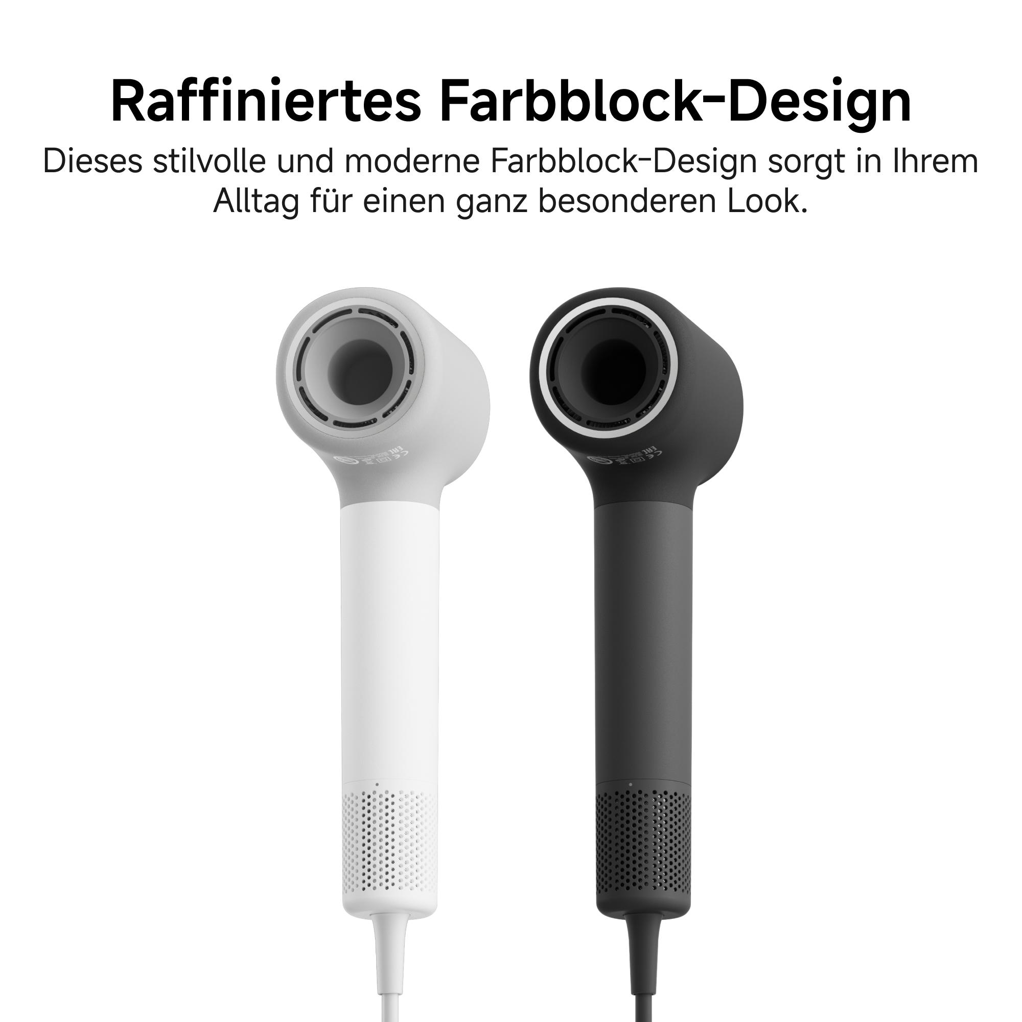 Ein weißer und ein schwarzer Kopfhörer mit perforiertem Design.
