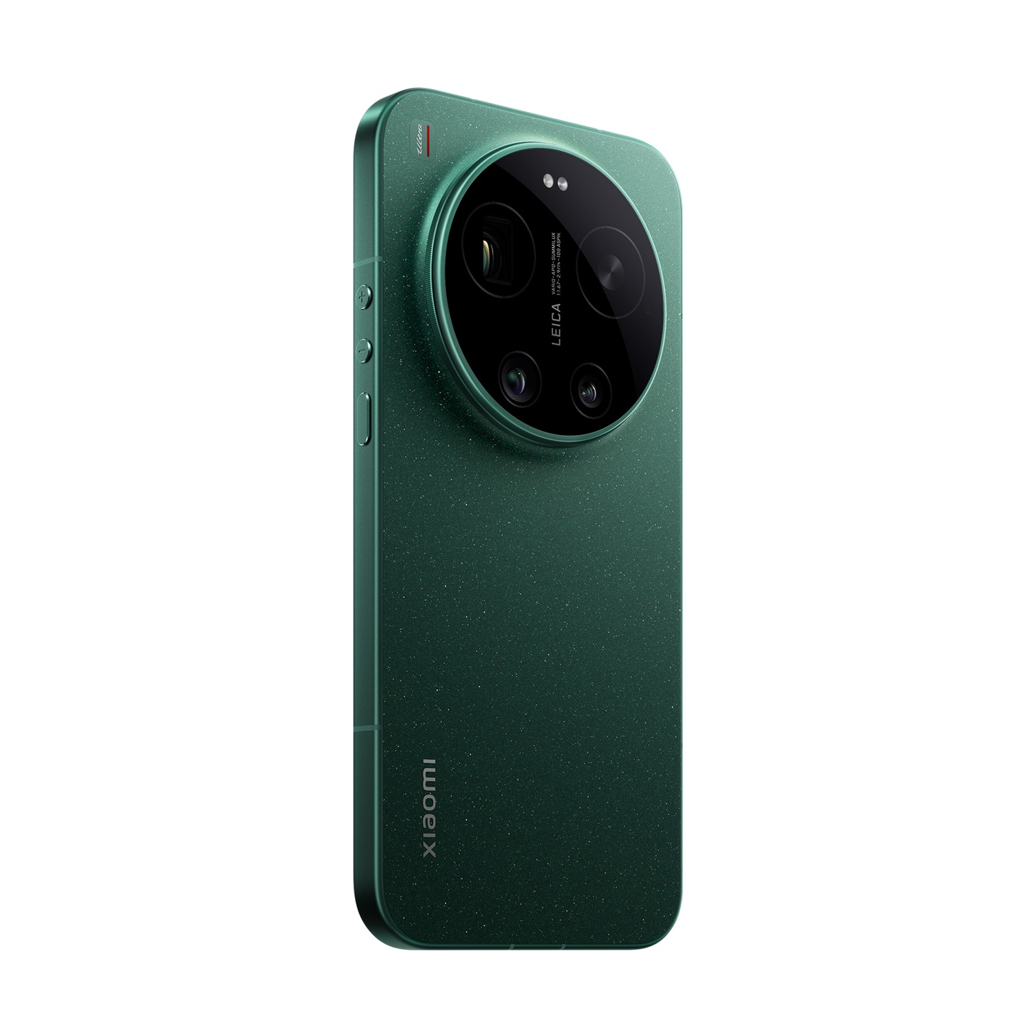 Smartphone verde scuro con grande modulo fotocamera e marchio Leica su sfondo bianco.