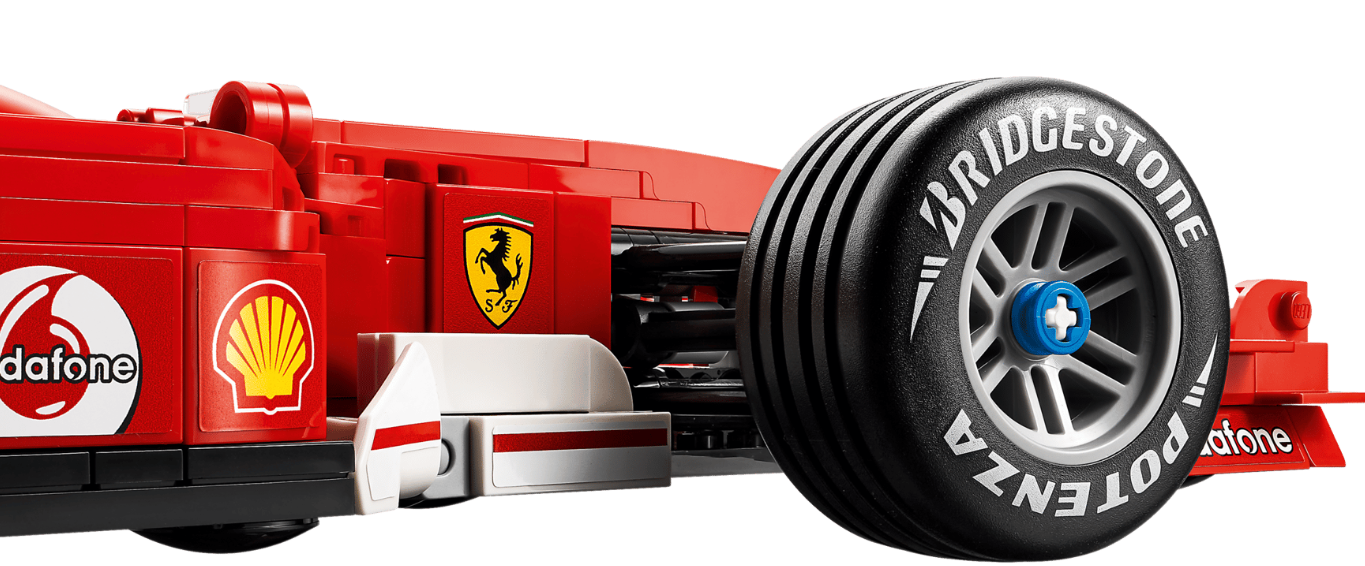Roter Formel-1-Rennwagen aus Legosteinen mit "Bridgestone"-Reifen.