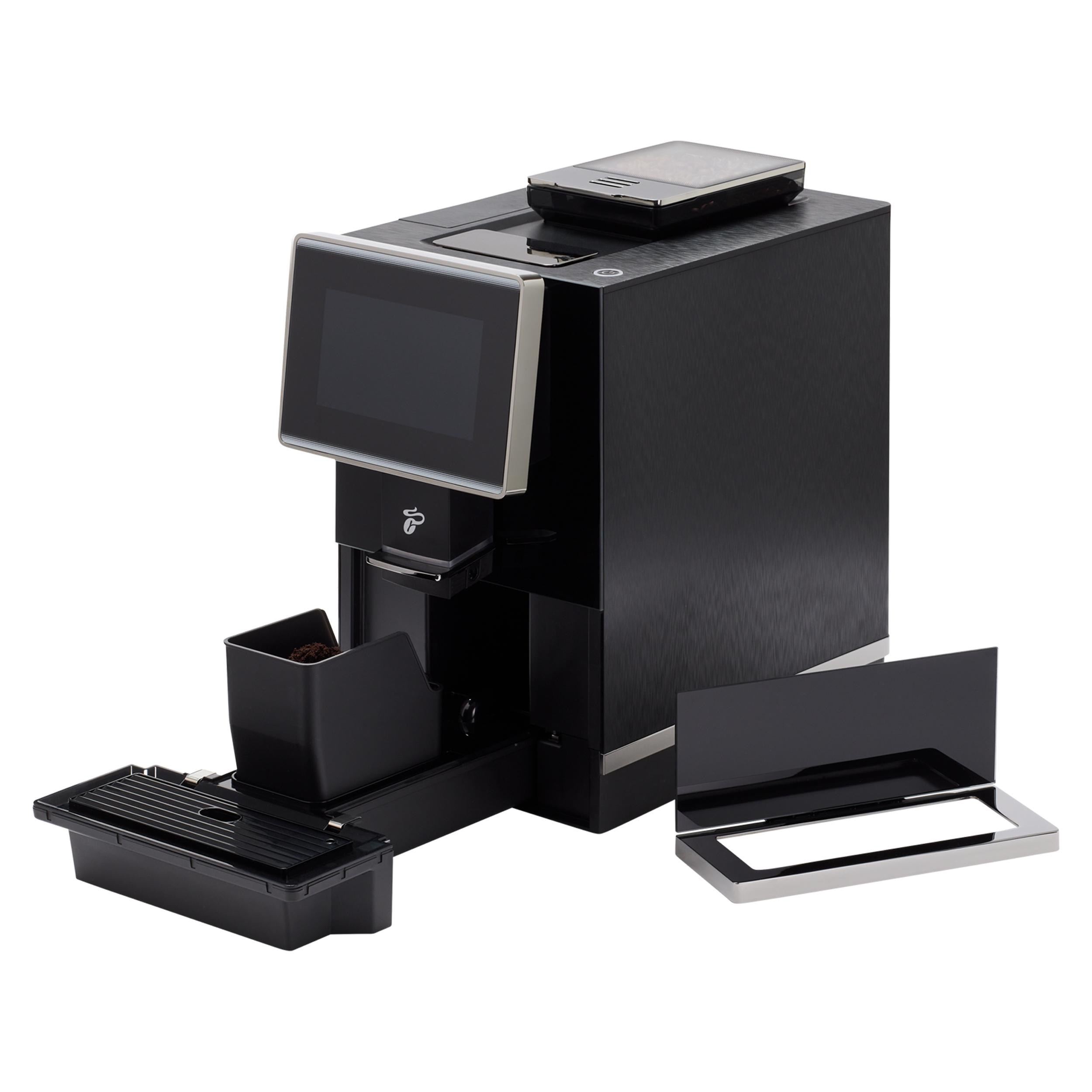 Eine schwarze Kaffeemaschine mit einem Touchscreen und einem Tropfschalenbereich.