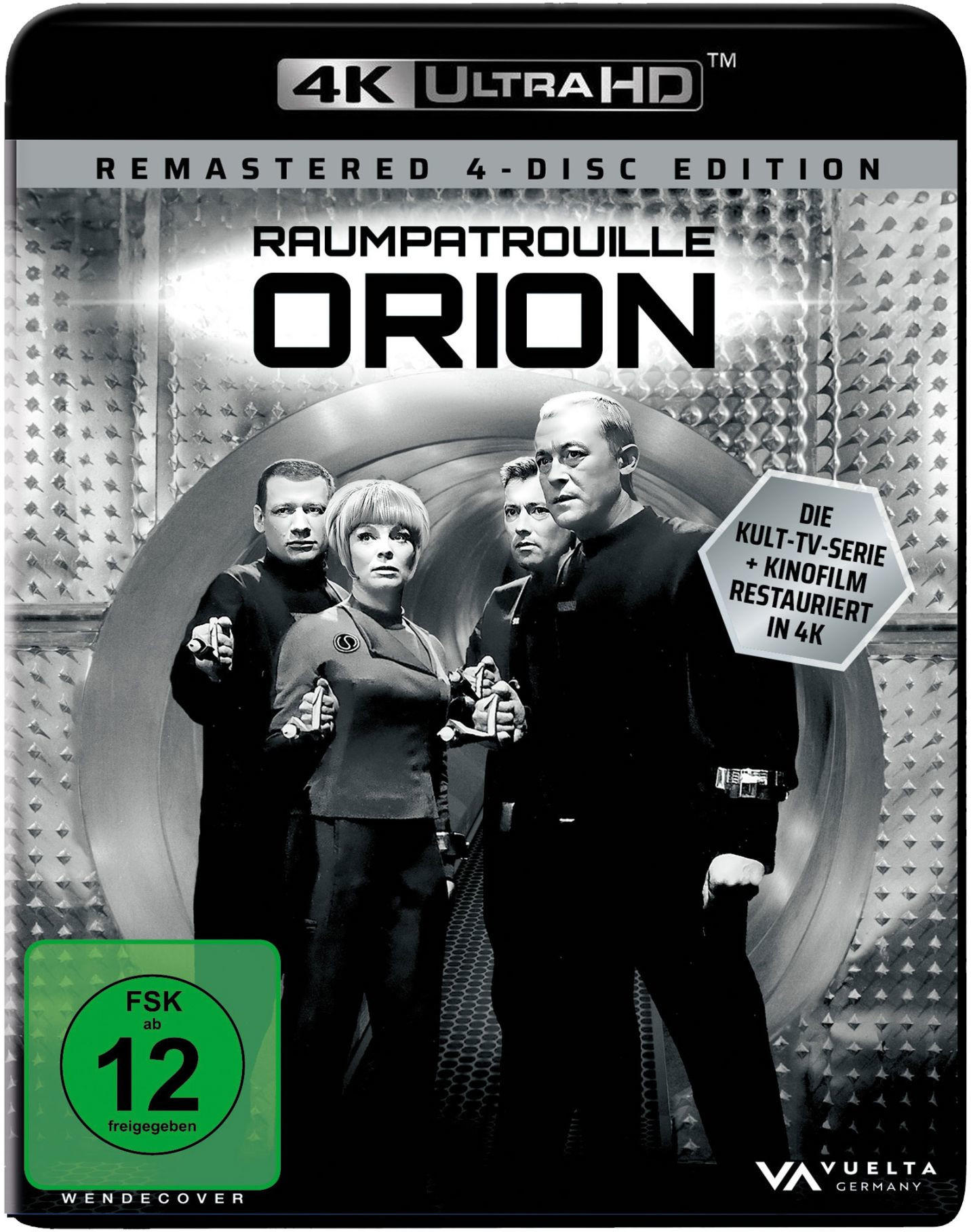 Die Crew von Orion steht vor einer metallischen Tür. 4K Ultra HD.