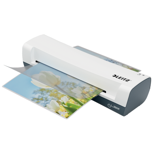 Ein weißer Aktenlaminator mit einem Bild von Tulpen, das hineingeschoben wird.