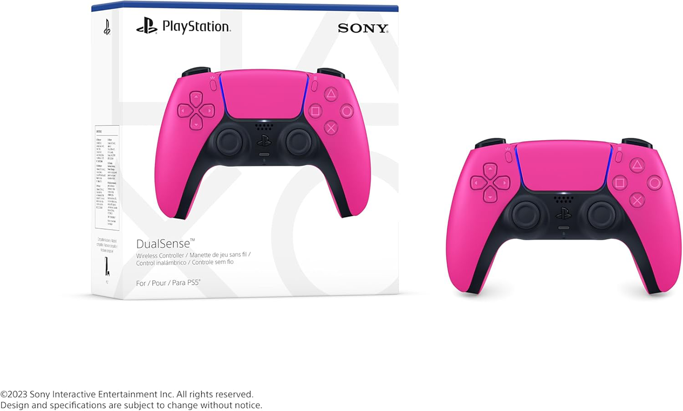 Pembe PlayStation DualSense kontrolcü, kutusunun yanında.