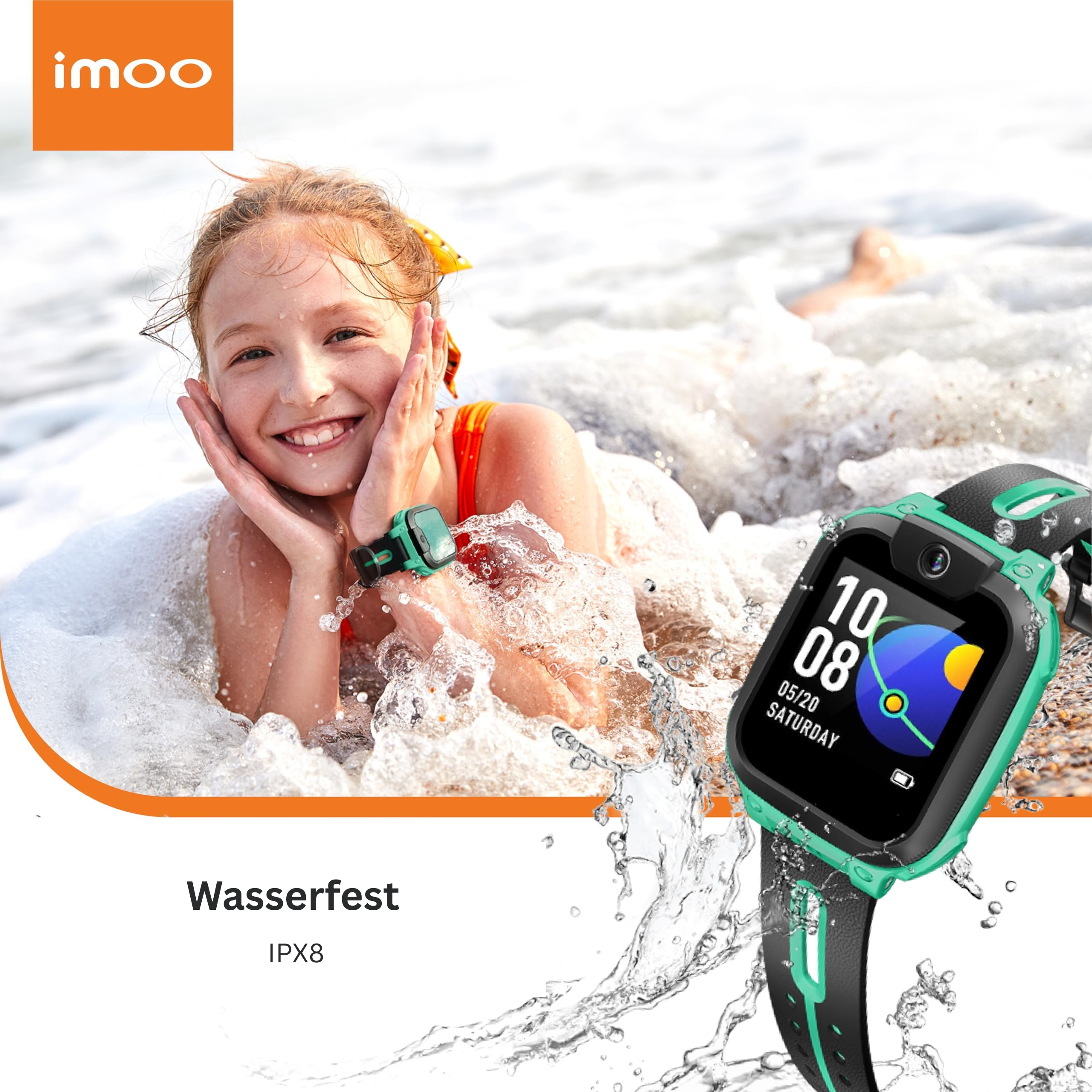 Ein Mädchen mit einem Remo-Smartwatch im Wasser, spritzt Wasser.