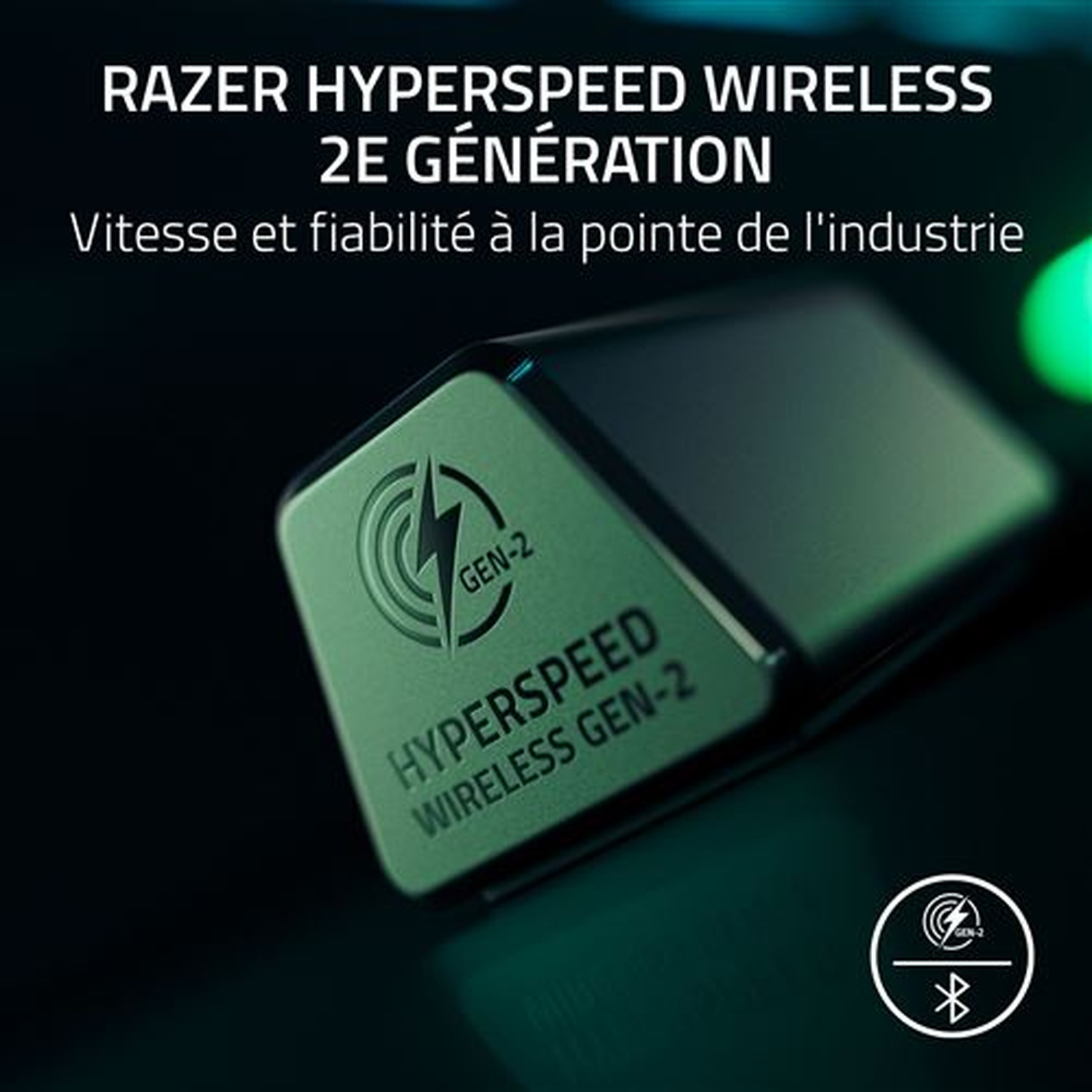 Gros plan d'un dongle vert Razer Hyperspeed Wireless Gen-2.