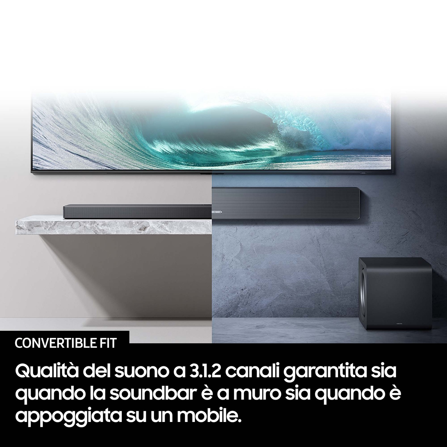 Un TV sopra una soundbar su un ripiano, con un'altra soundbar e un subwoofer accanto.