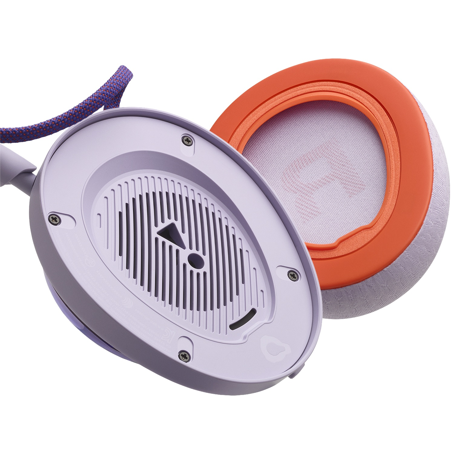 Paarse koptelefoon oorschelp met oranje rand en ventilatie.