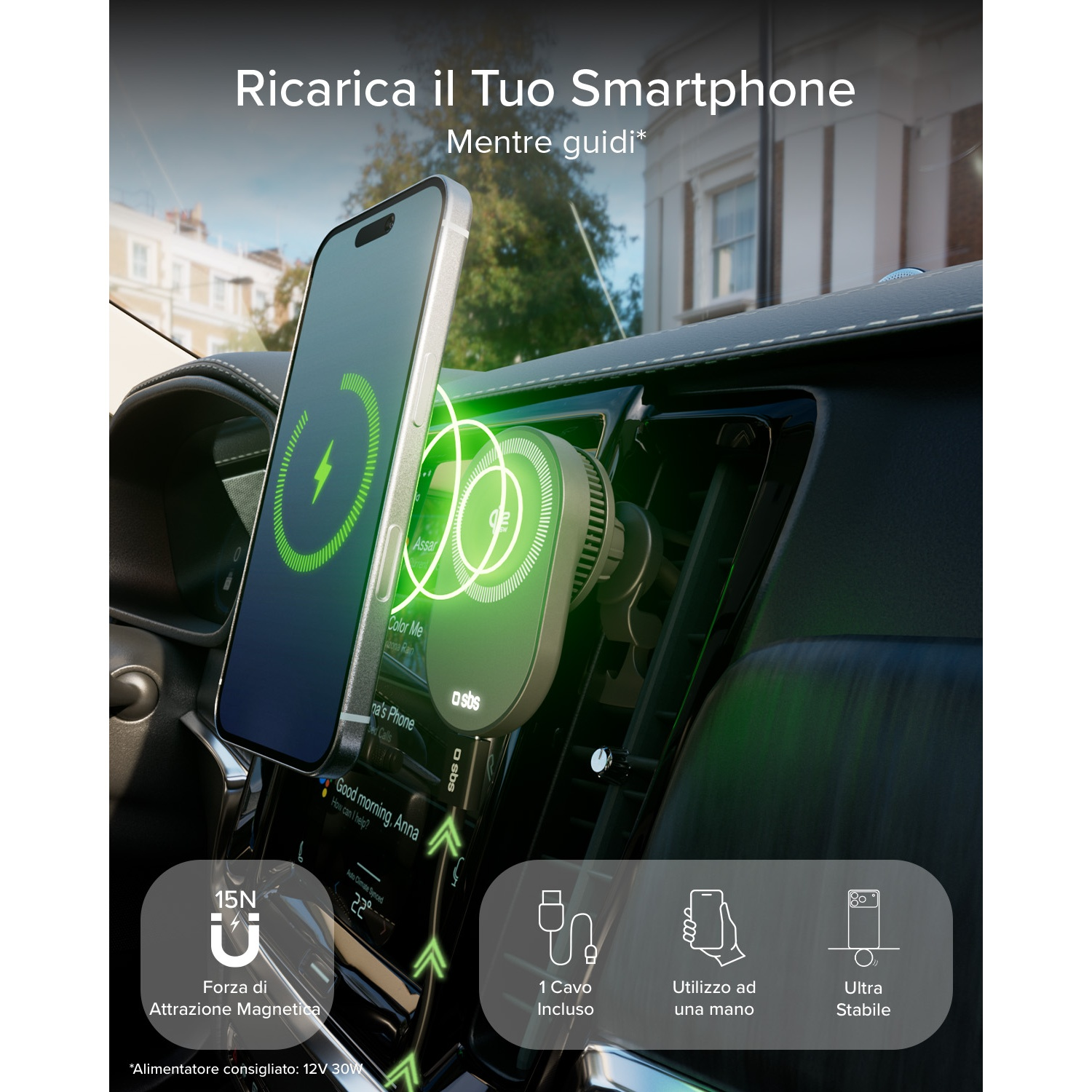 Uno smartphone si ricarica magneticamente su un supporto per bocchetta d'aria.