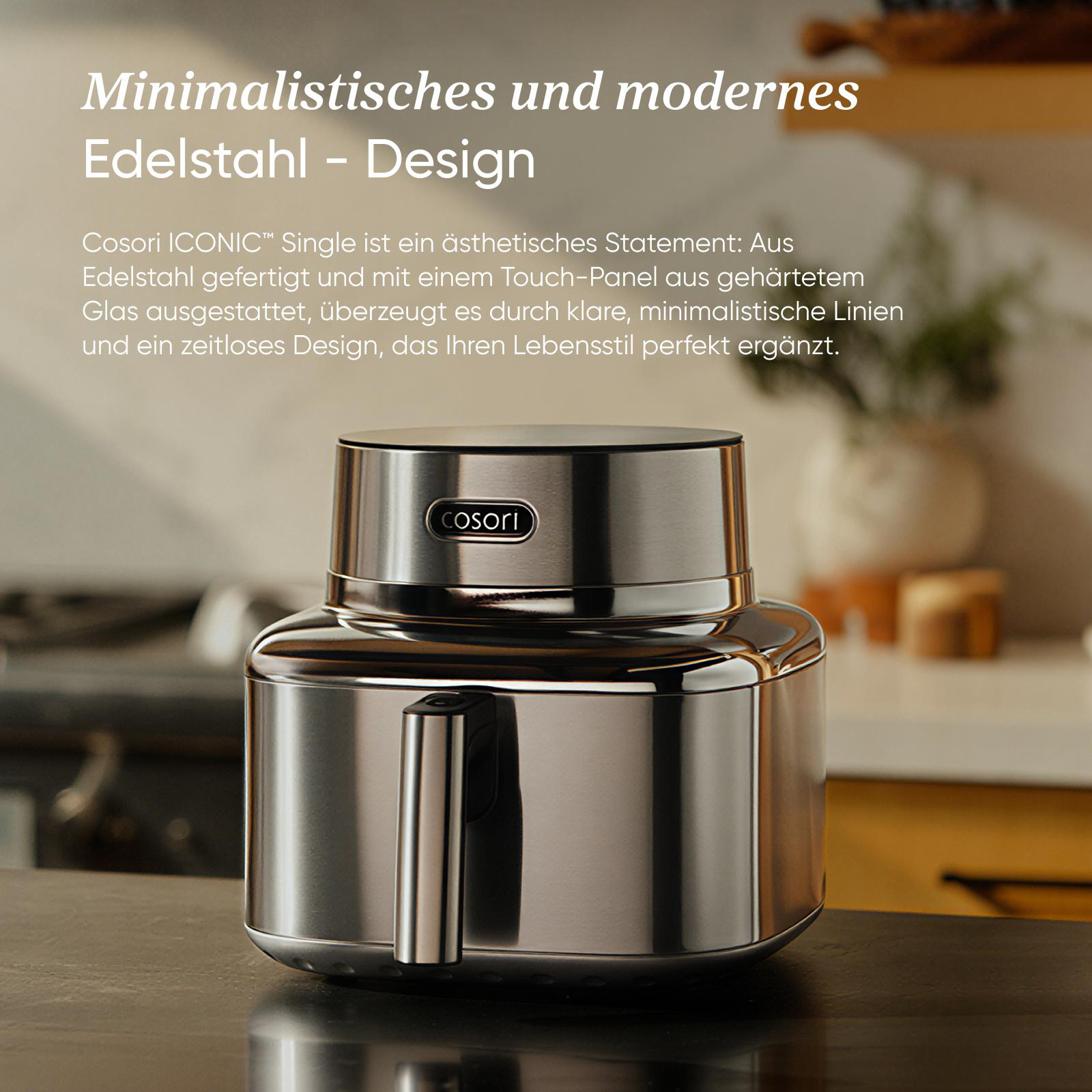Moderner, silberner Küchengerät mit Touch-Panel und Griff.