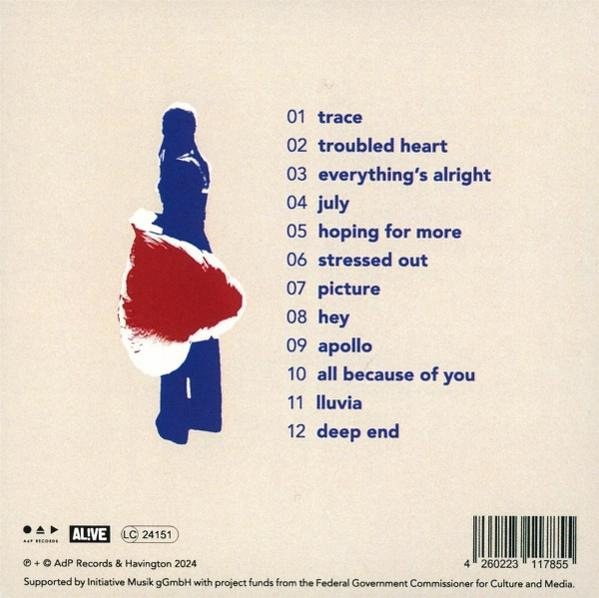 Eine blaue Silhouette mit roten und weißen Akzenten neben einer Songliste.