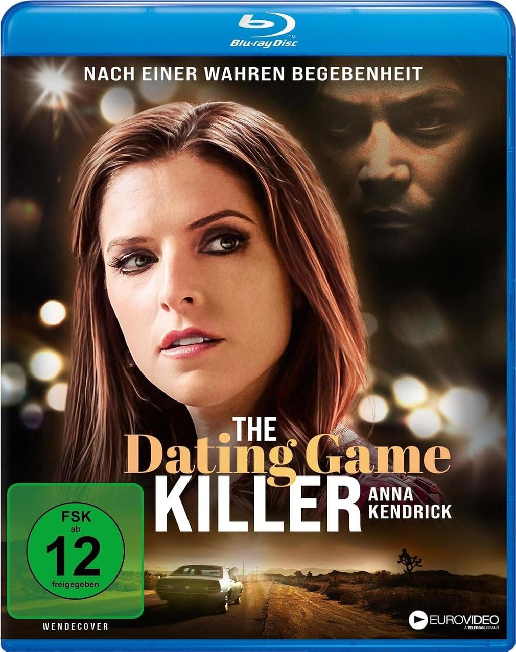 Blu-ray Hülle: Frau im Vordergrund, Mann im Hintergrund, Wüstenszene mit Auto.