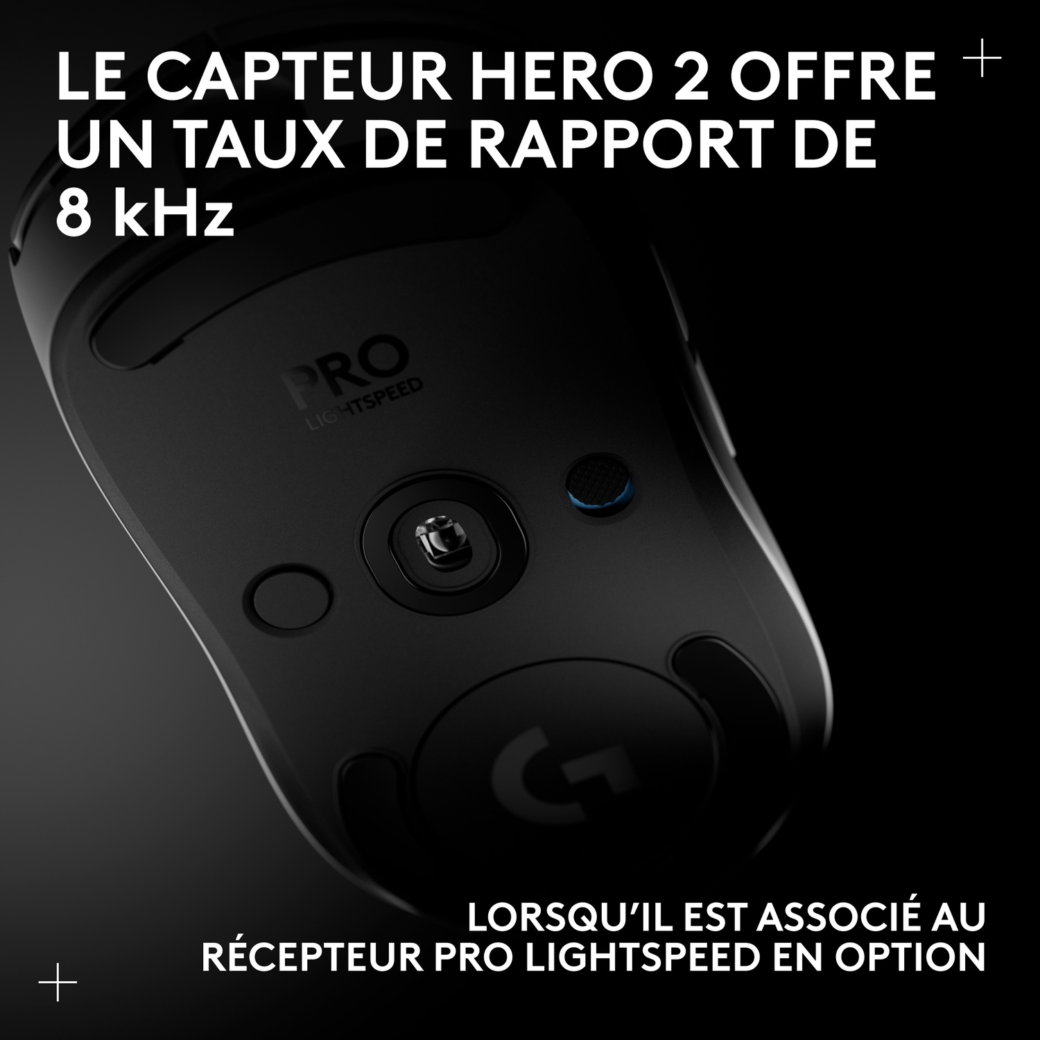 Close-up van een zwarte Logitech gamingmuis met "PRO LIGHTSPEED" logo.