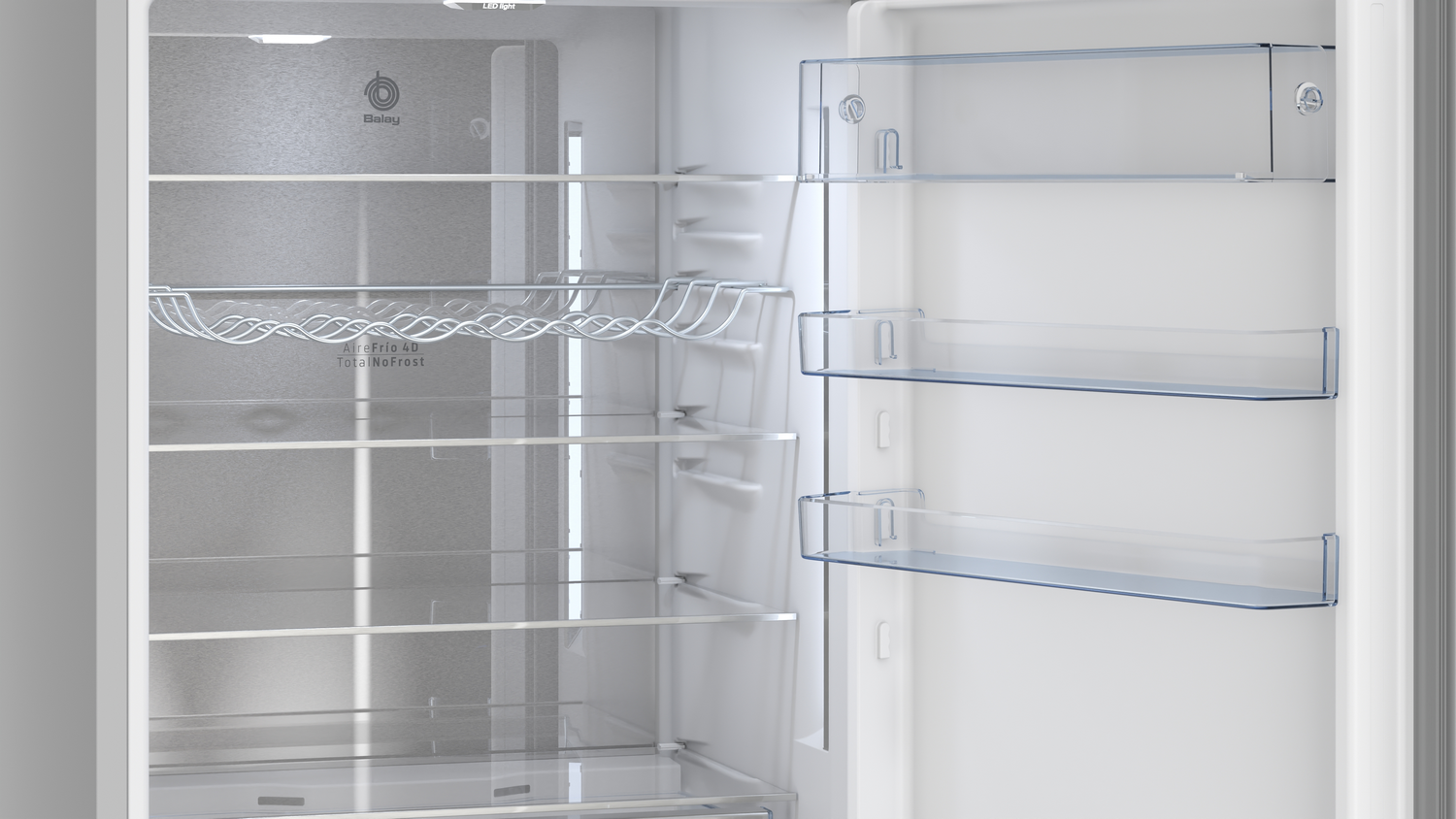 Refrigerador vacío con estantes de cristal y botellero. Luz interior.