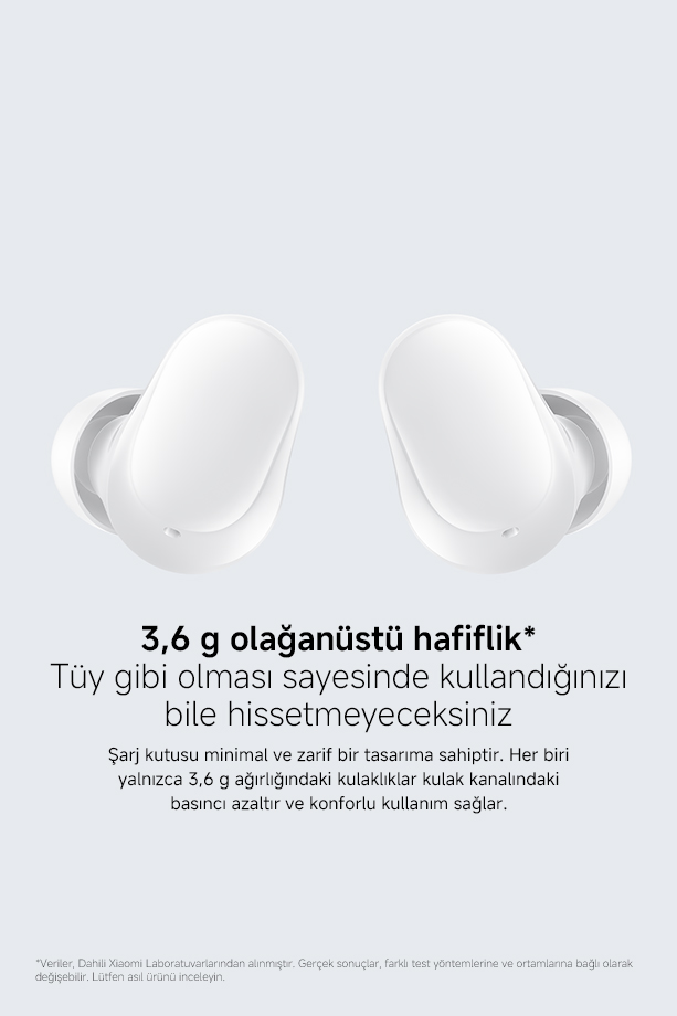 İki beyaz kablosuz kulaklık, açık gri arka plan üzerinde yan yana duruyor.