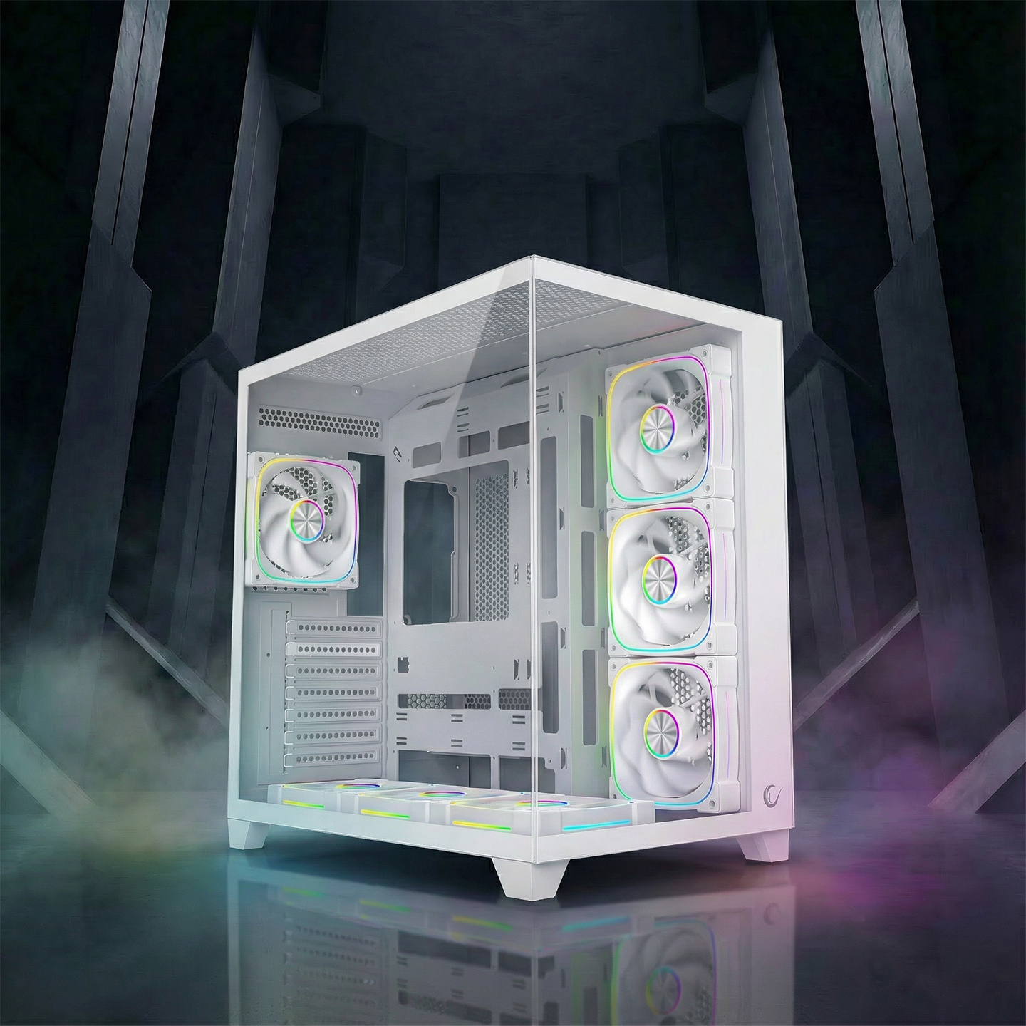 RGB fanlı ve cam önlü beyaz bilgisayar kasası.
