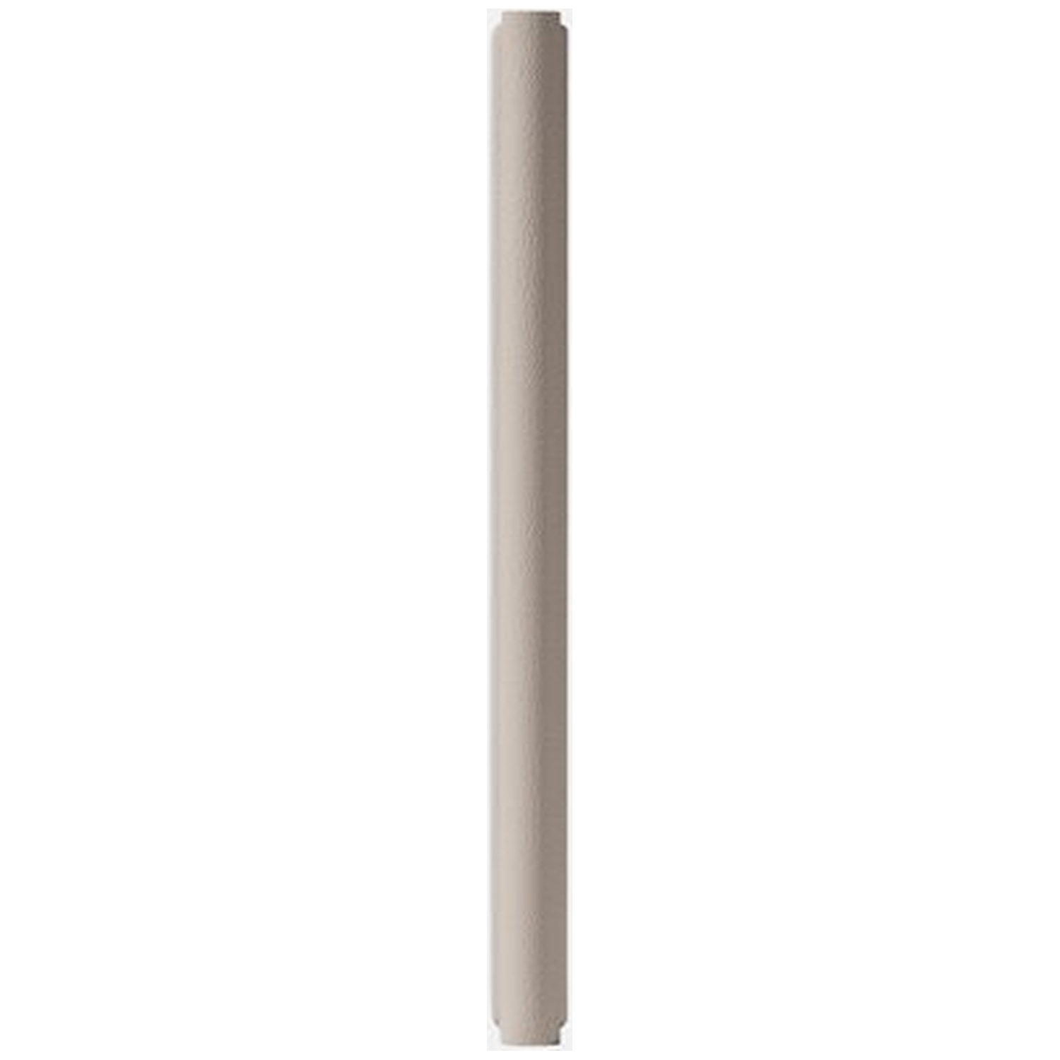 Une tige longue, étroite et beige avec une surface légèrement texturée.