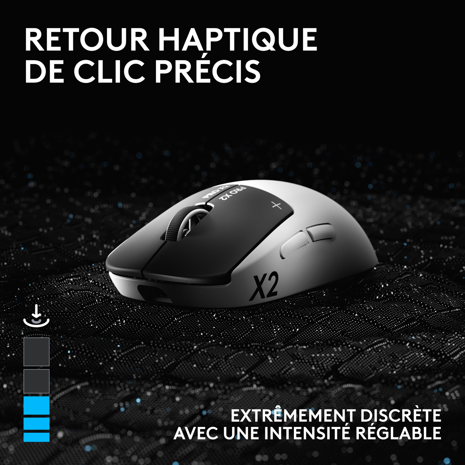 Souris blanche pour jeux avec retour haptique précis sur fond noir.