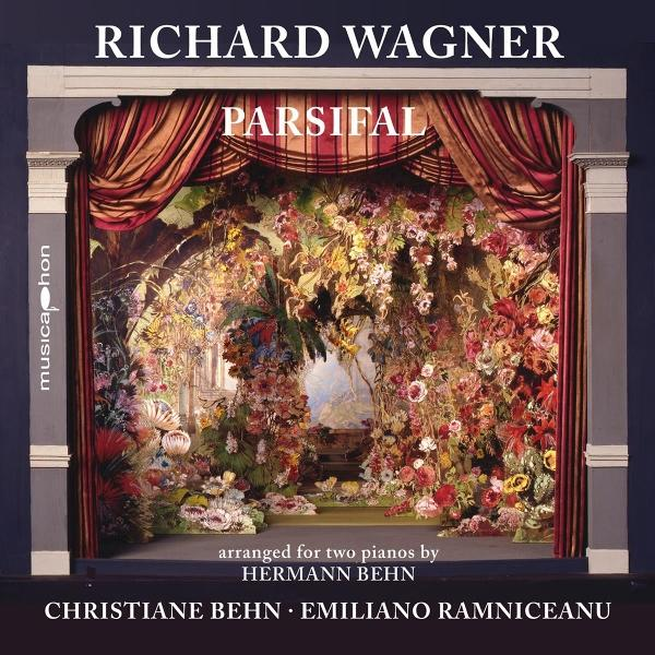 Richard Wagner Parsifal: üppige Blumendekoration auf einer Bühne