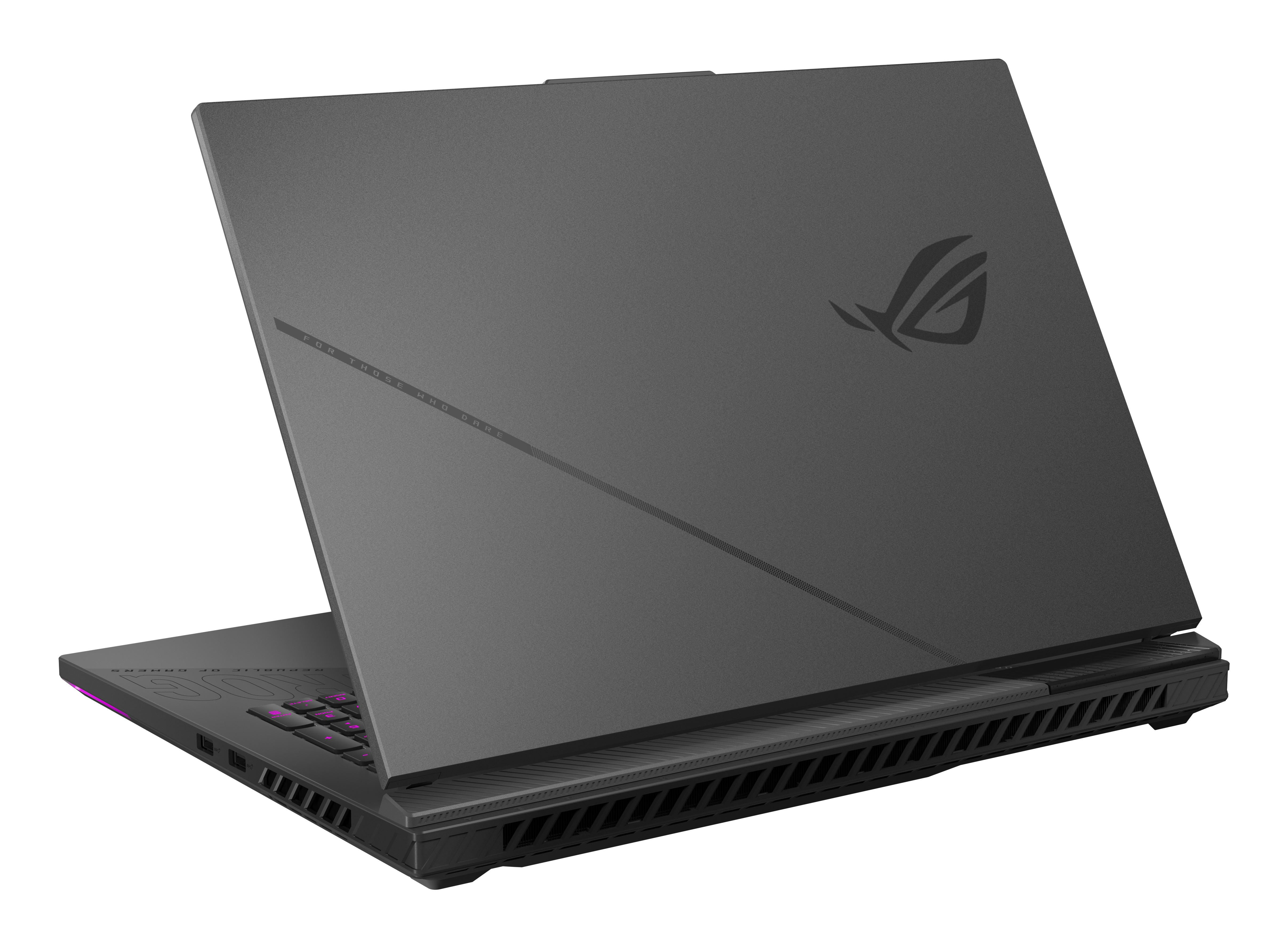 Ein grauer Laptop mit ROG-Logo, geöffnet, mit Tastatur und Anschlüssen.