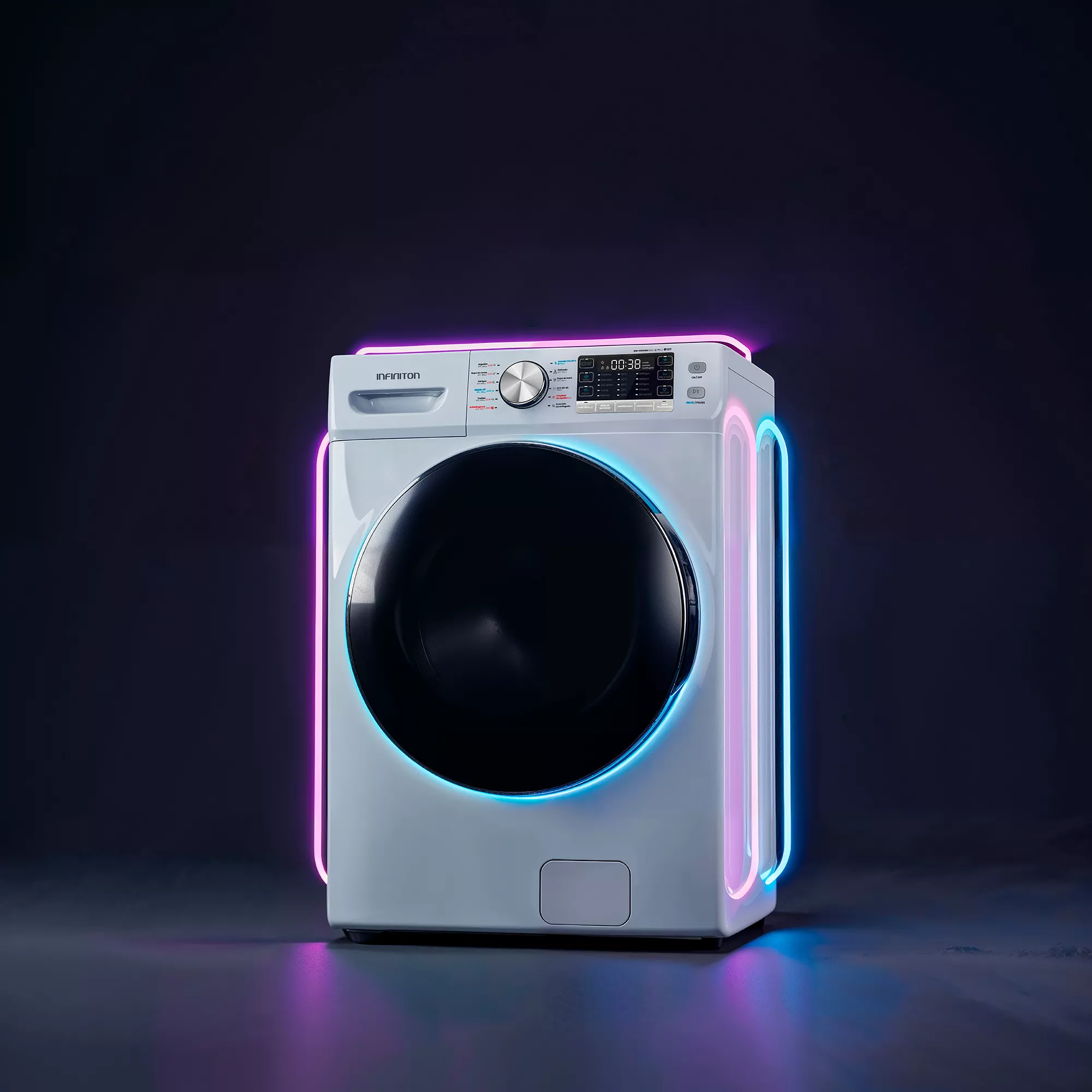 Una lavadora blanca con luces de neón rosas y azules sobre fondo oscuro.