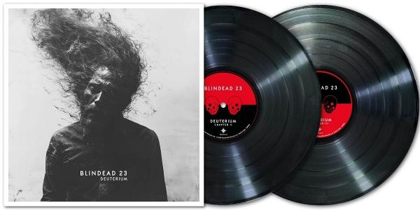Coverart mit Person und zwei Schallplatten.