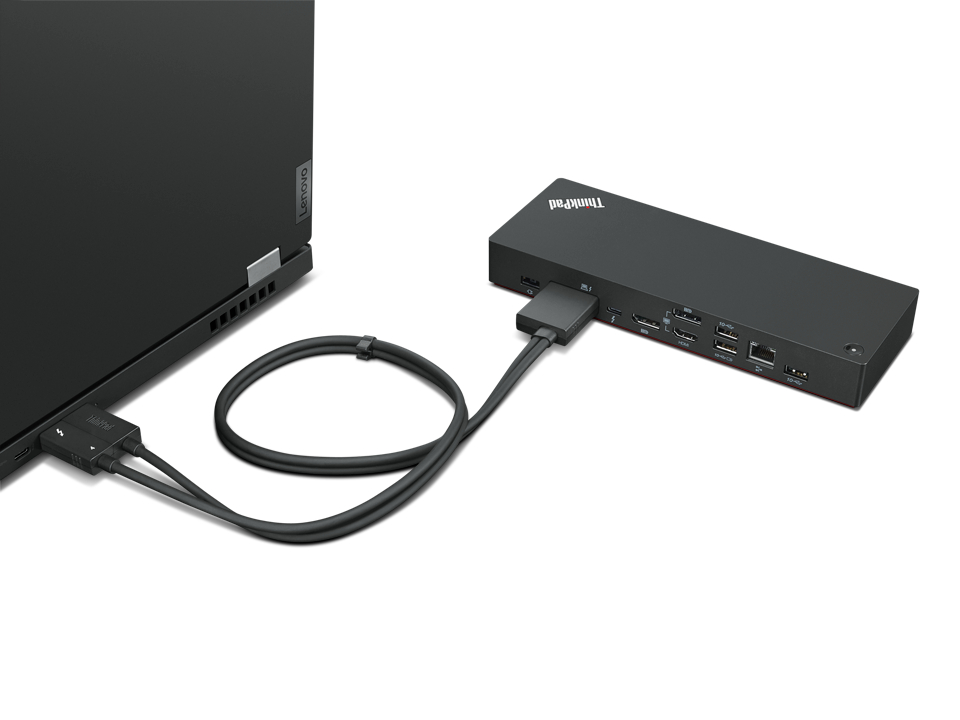 Ein schwarzes ThinkPad-Dock ist mit einem schwarzen Lenovo-Laptop verbunden.