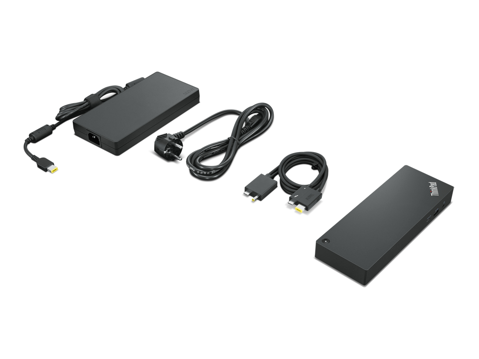 Schwarzes Netzteil, Kabel und Dockingstation mit ThinkPad-Logo.