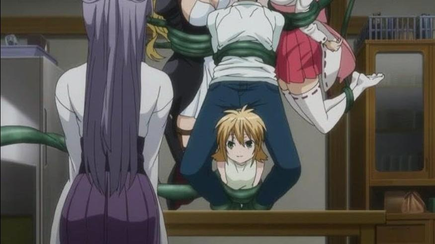 Anime-Szene: Mehrere Charaktere sind mit Seilen gefesselt, eine Person sitzt unten.