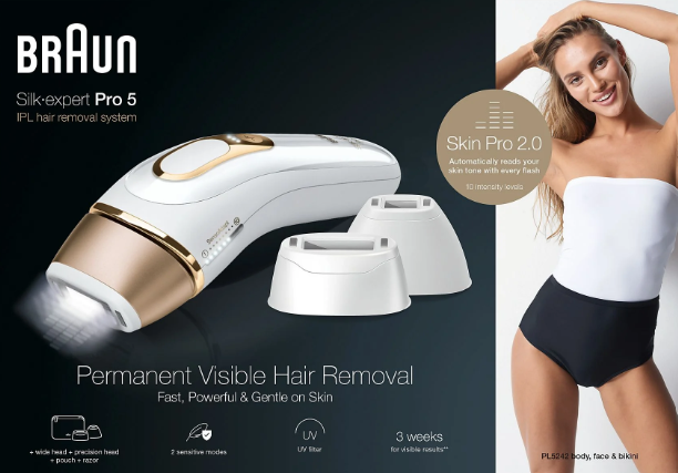 System depilacji IPL Braun Silk-expert Pro 5 z akcesoriami i kobietą.