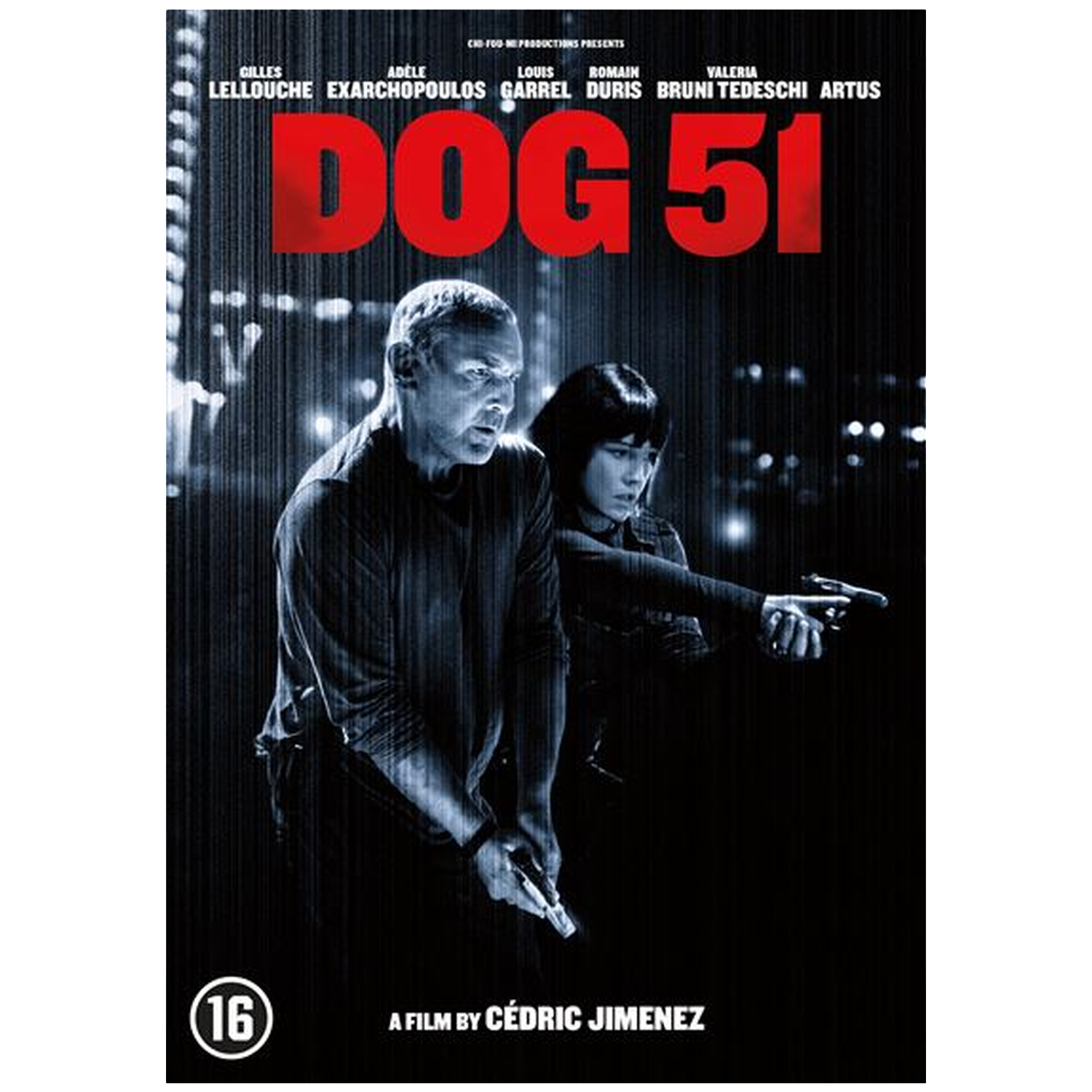 Affiche de film pour "Dog 51" montrant un homme et une femme armés sur un fond sombre et pluvieux.