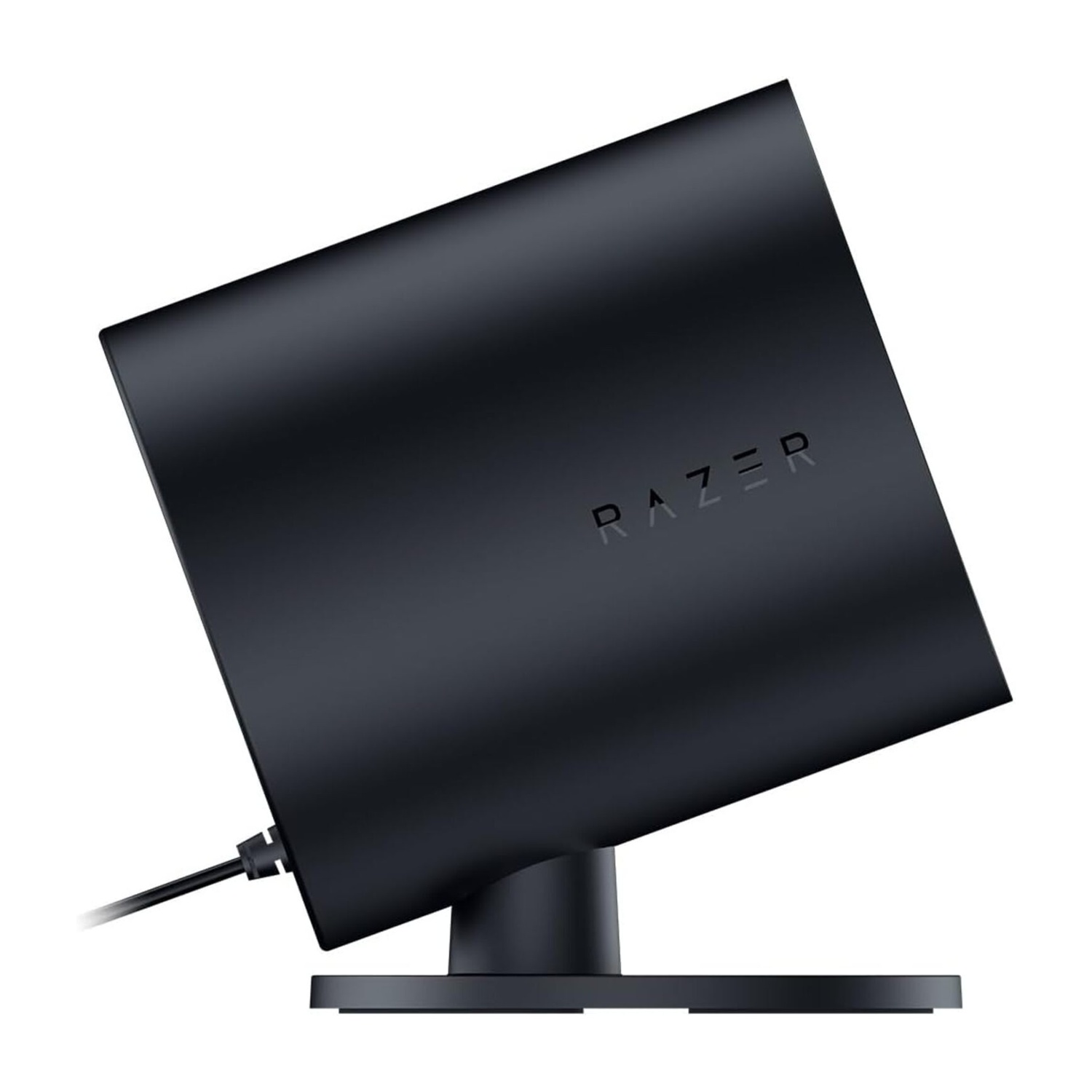 Cuffie Razer nere con cavo e logo su sfondo bianco.