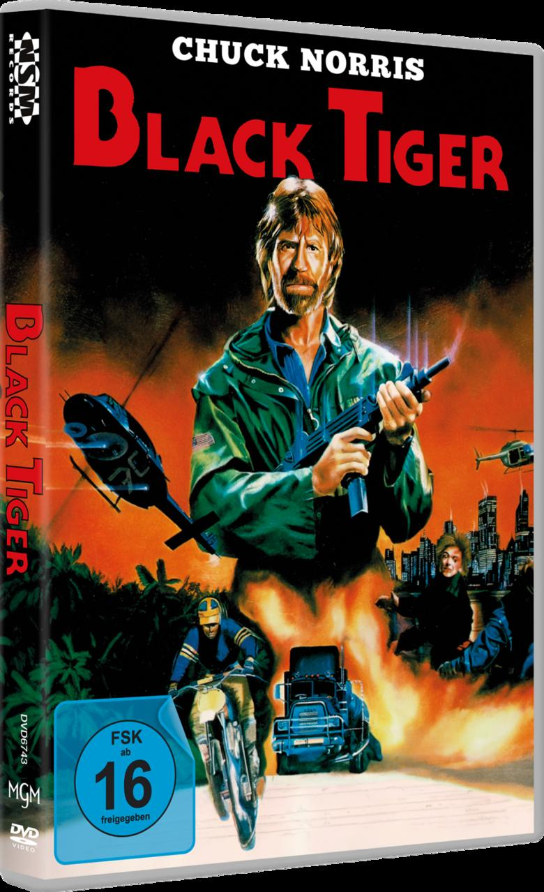 Chuck Norris mit Waffe vor Explosionen, Helikoptern und Stadt.