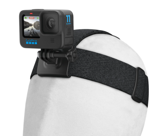 Czarna GoPro z opaską na białej głowie manekina