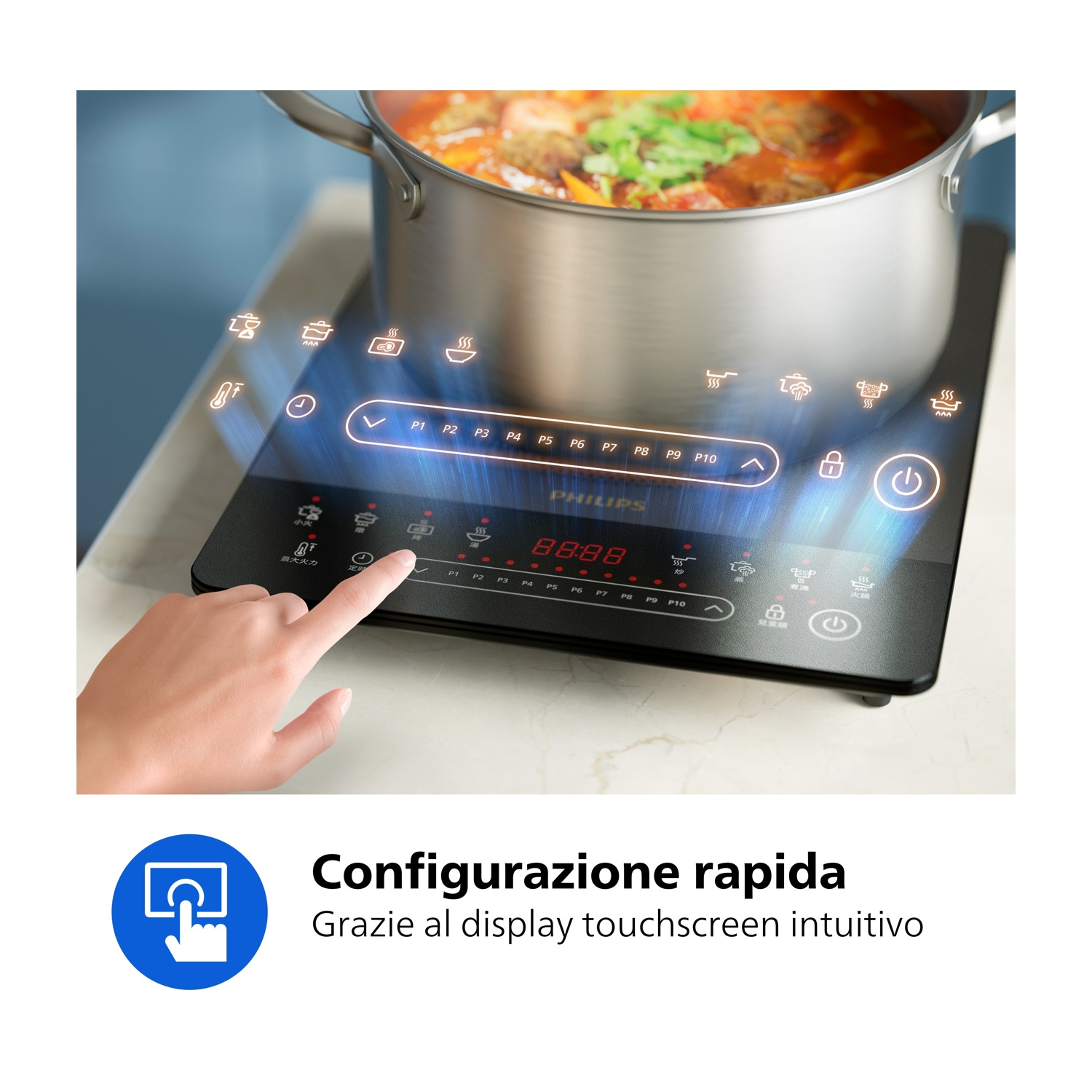 Una mano aziona un piano cottura con una pentola di cibo. Il display mostra icone.