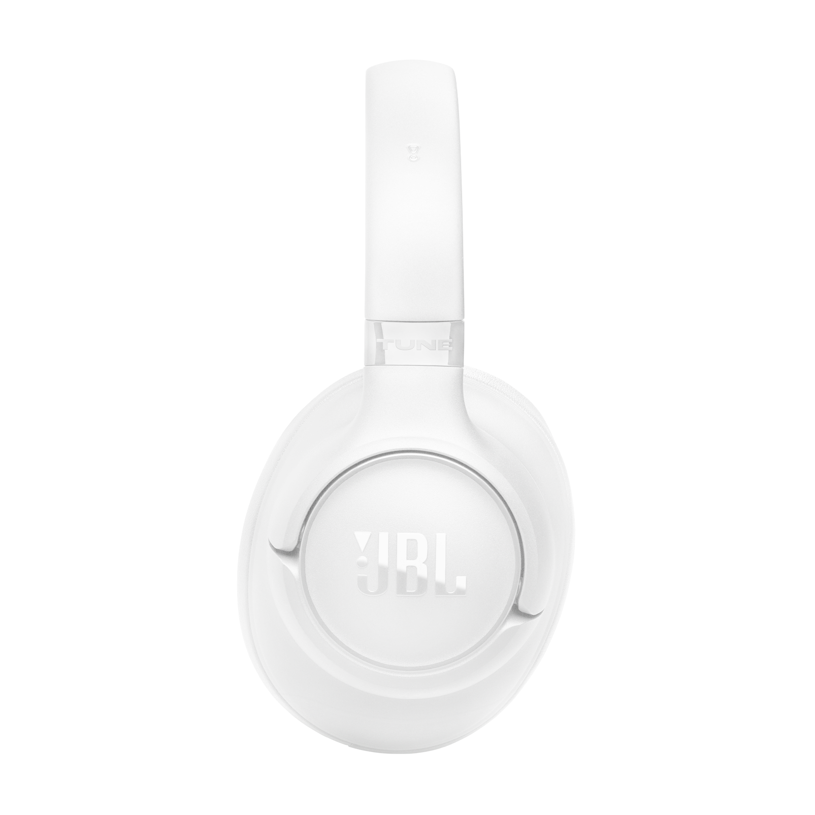 Kulaklıklarda JBL logosu ve TUNE yazısı bulunan beyaz kulaklık.