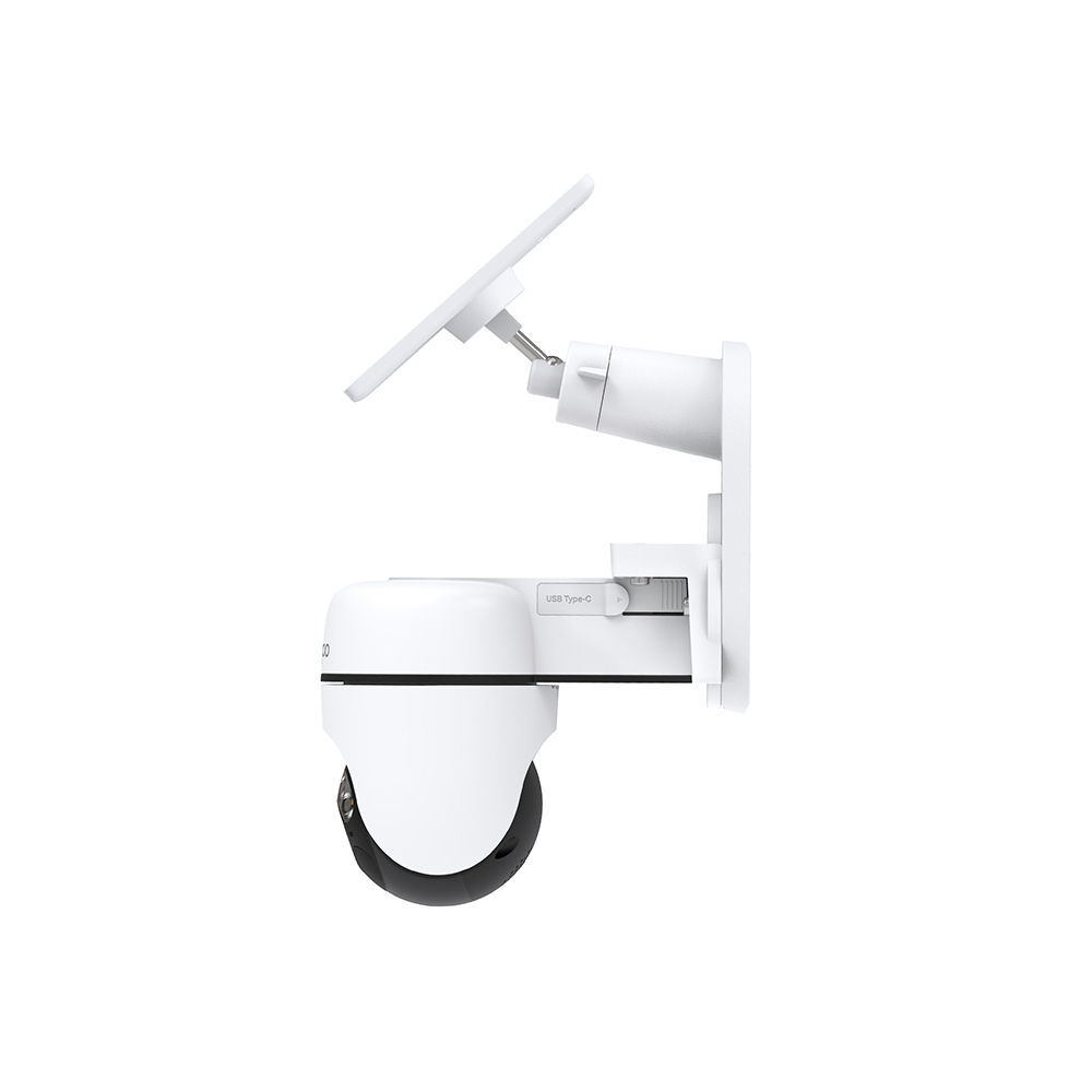 Fehér biztonsági kamera forgatható fejjel és USB Type-C porttal.