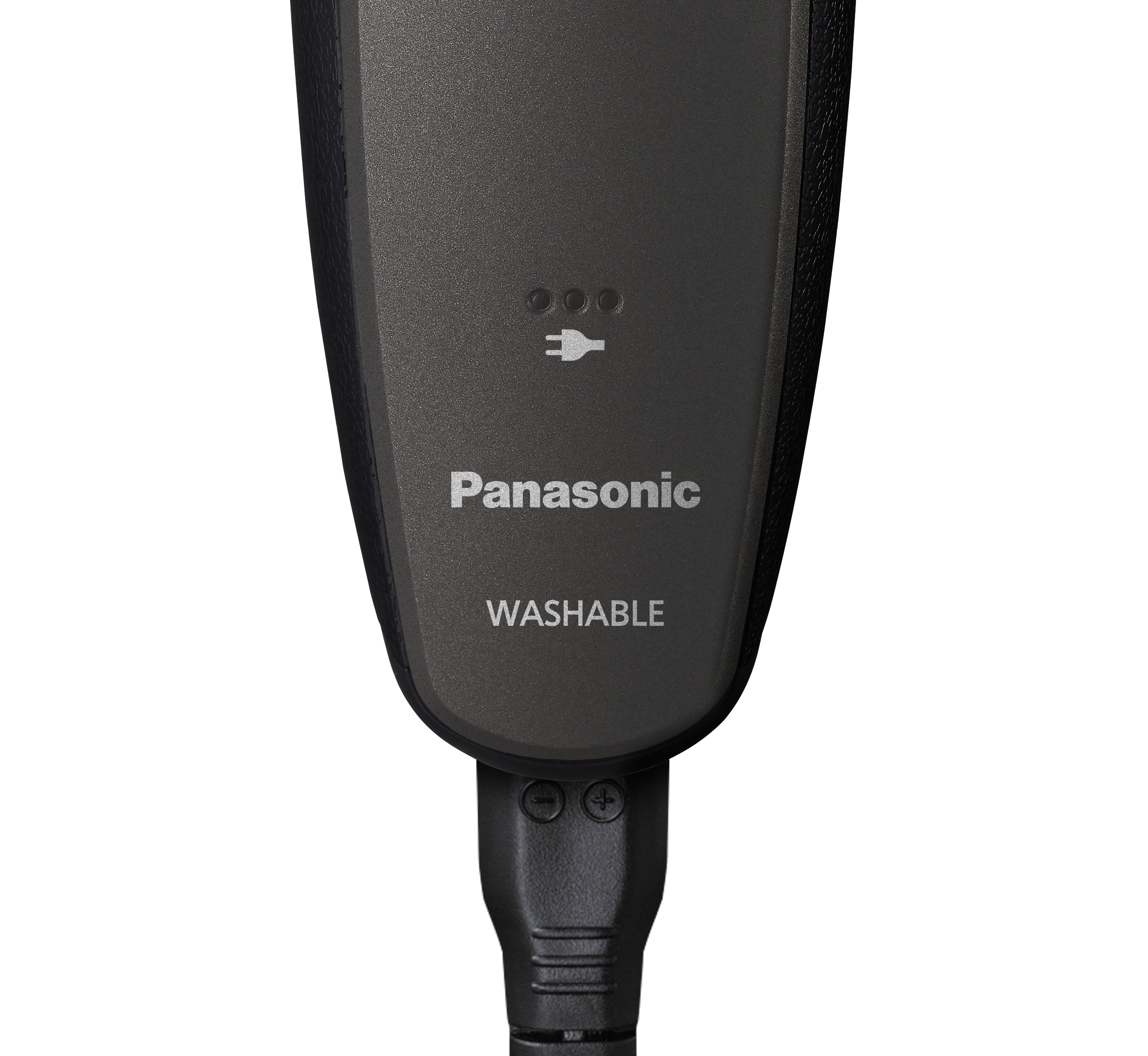 Dunkler Griff mit Panasonic-Logo und einem Steckersymbol.